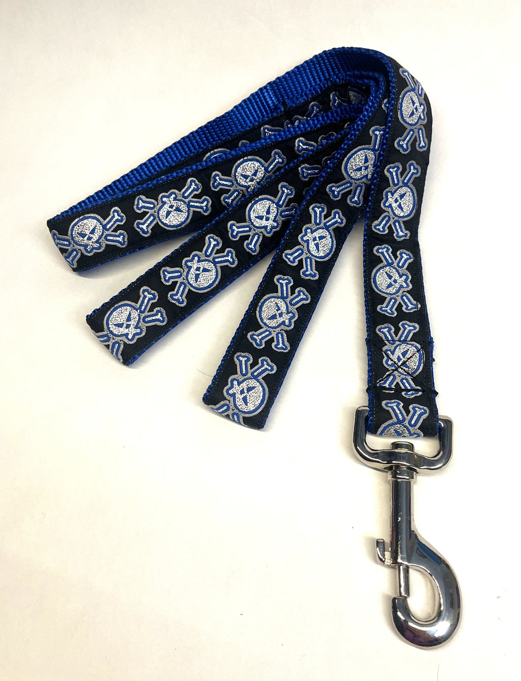 Black with Blue and Silver Skull and Crossbones Dog Leash 1in