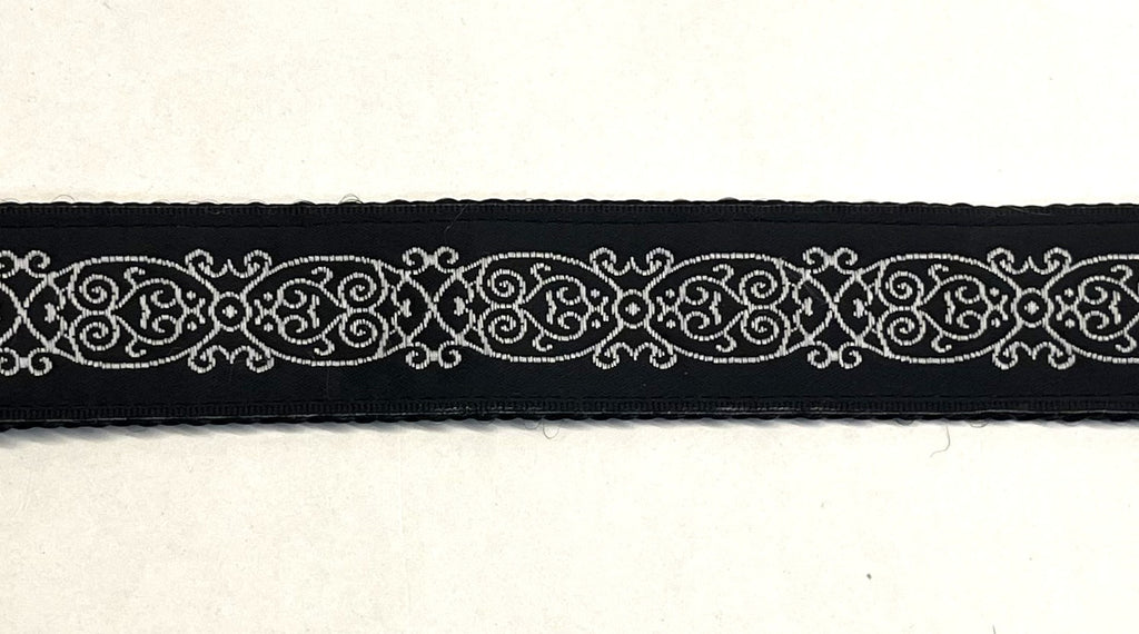 Black with Silver Oval Design Chain Martingale Collar 1in