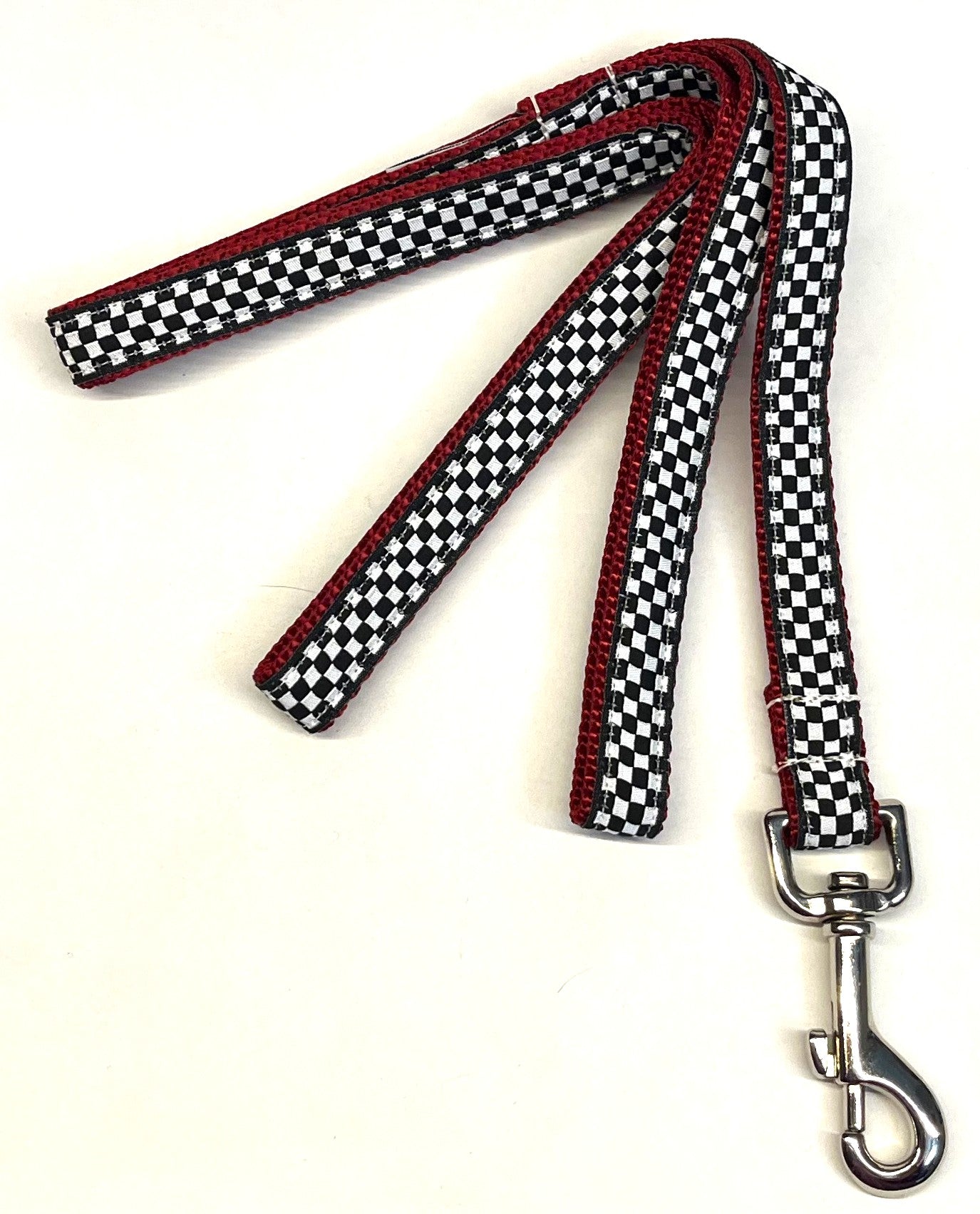 Black and White Checkered Dog Leash 3/4