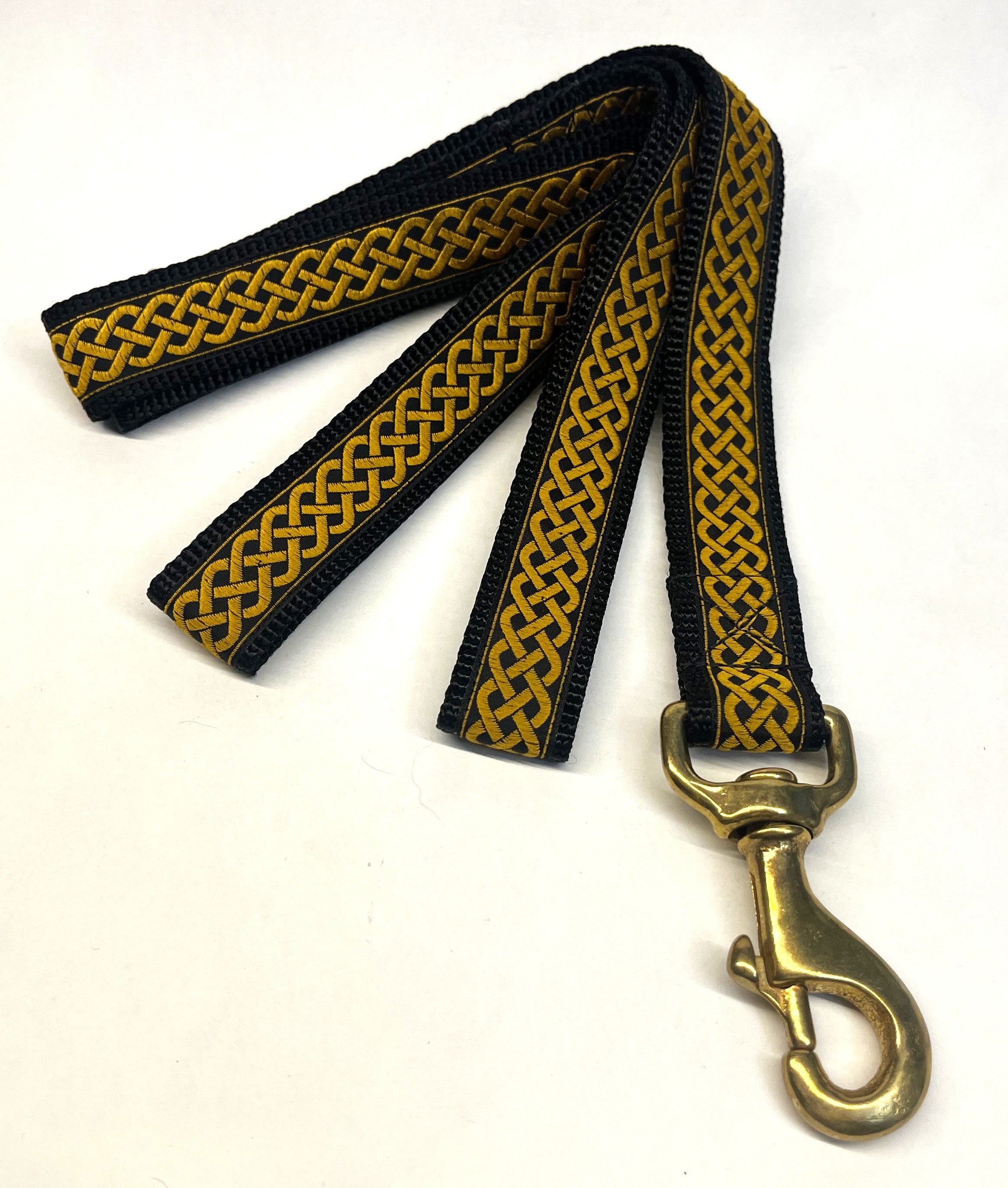 Black with Gold Celtic Weave Dog Leash 1in