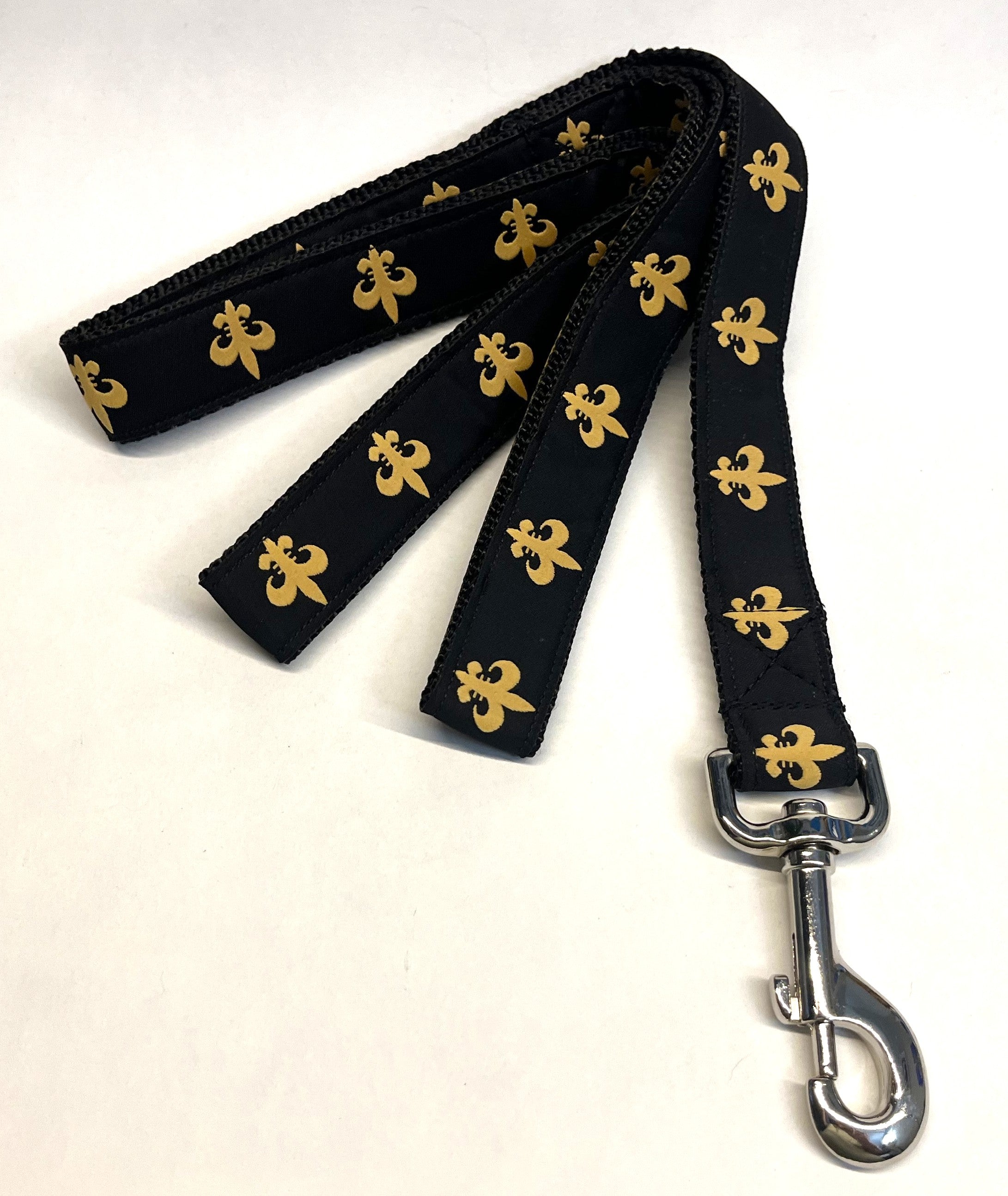 Black with Gold Fleur De Lis Dog Leash 1in