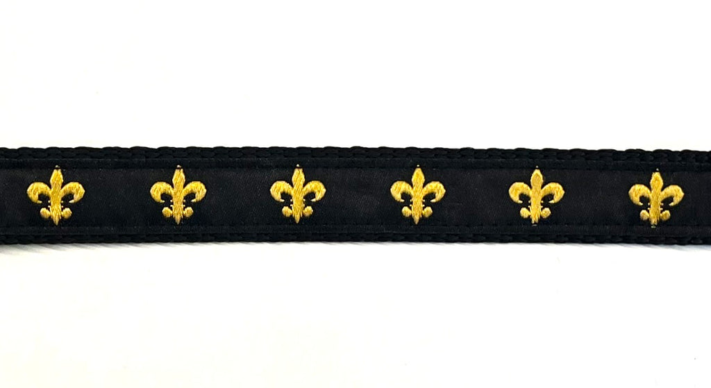 Black with Gold Fleur De Lis Dog Leash 3/4