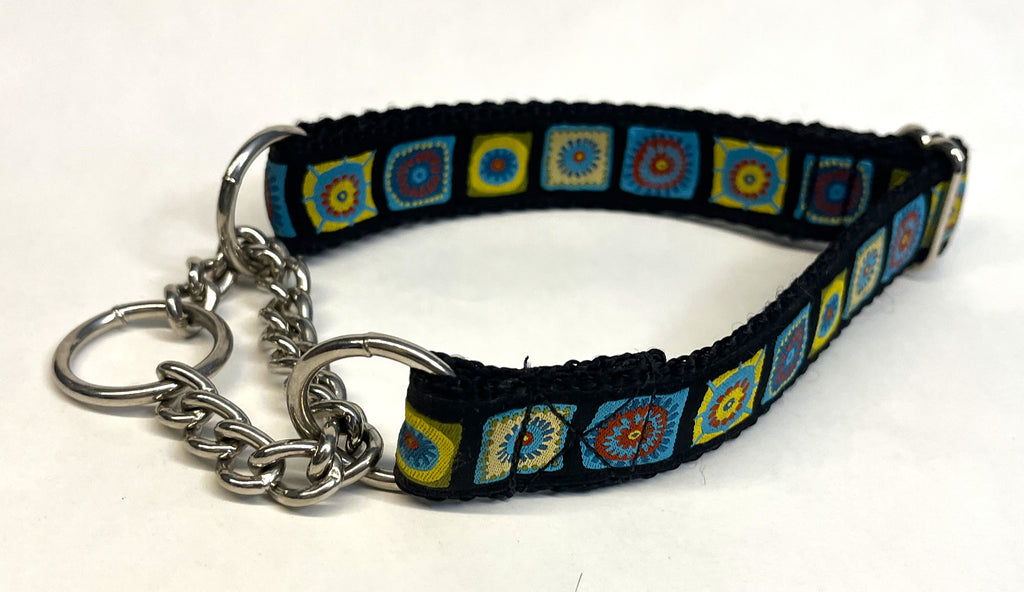 Black with Green Blue and Red Square Designs Chain Martingale Collar 1in