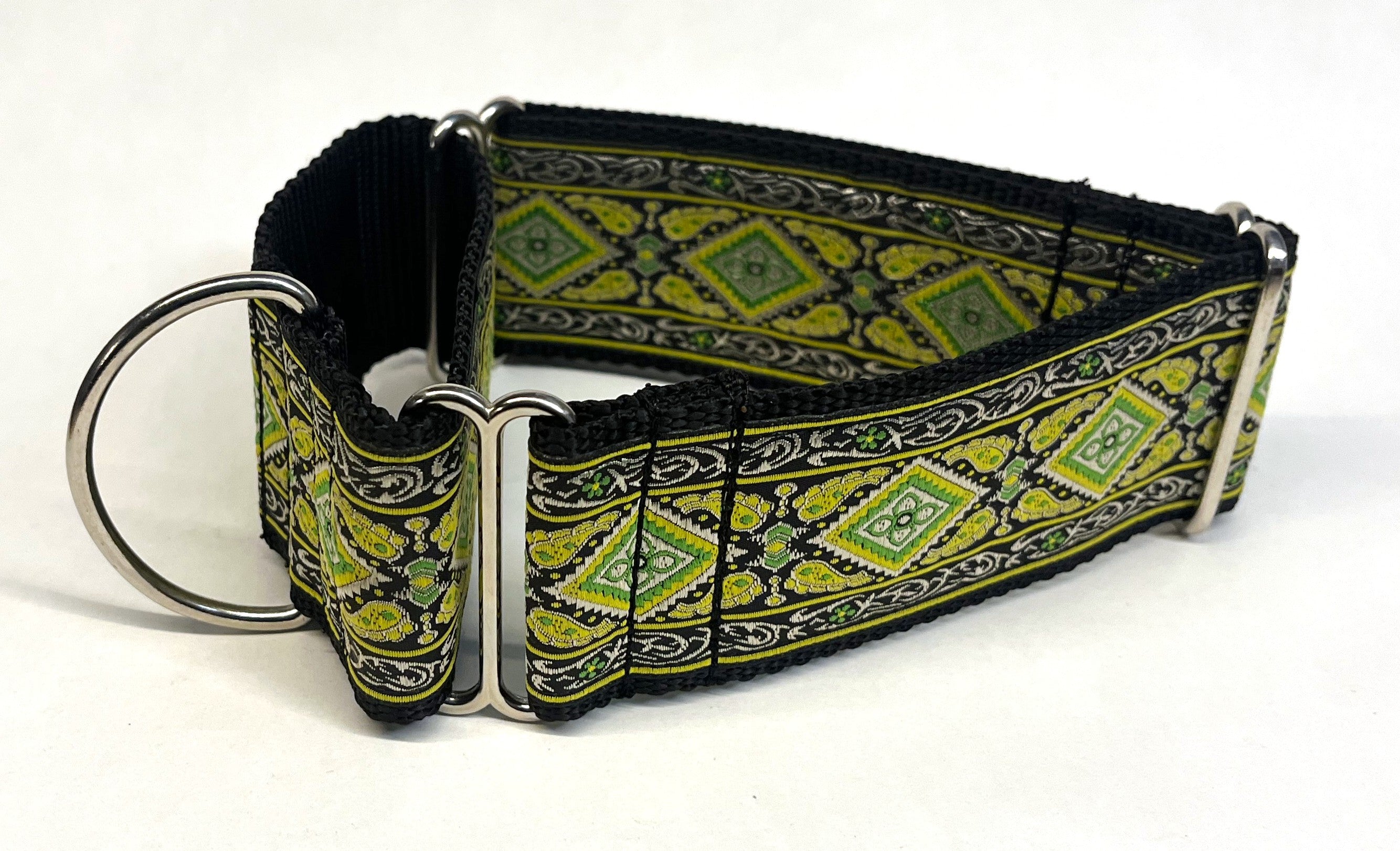 Black with Green and White Border and Green Diamond Pattern Martingale Collar 2in