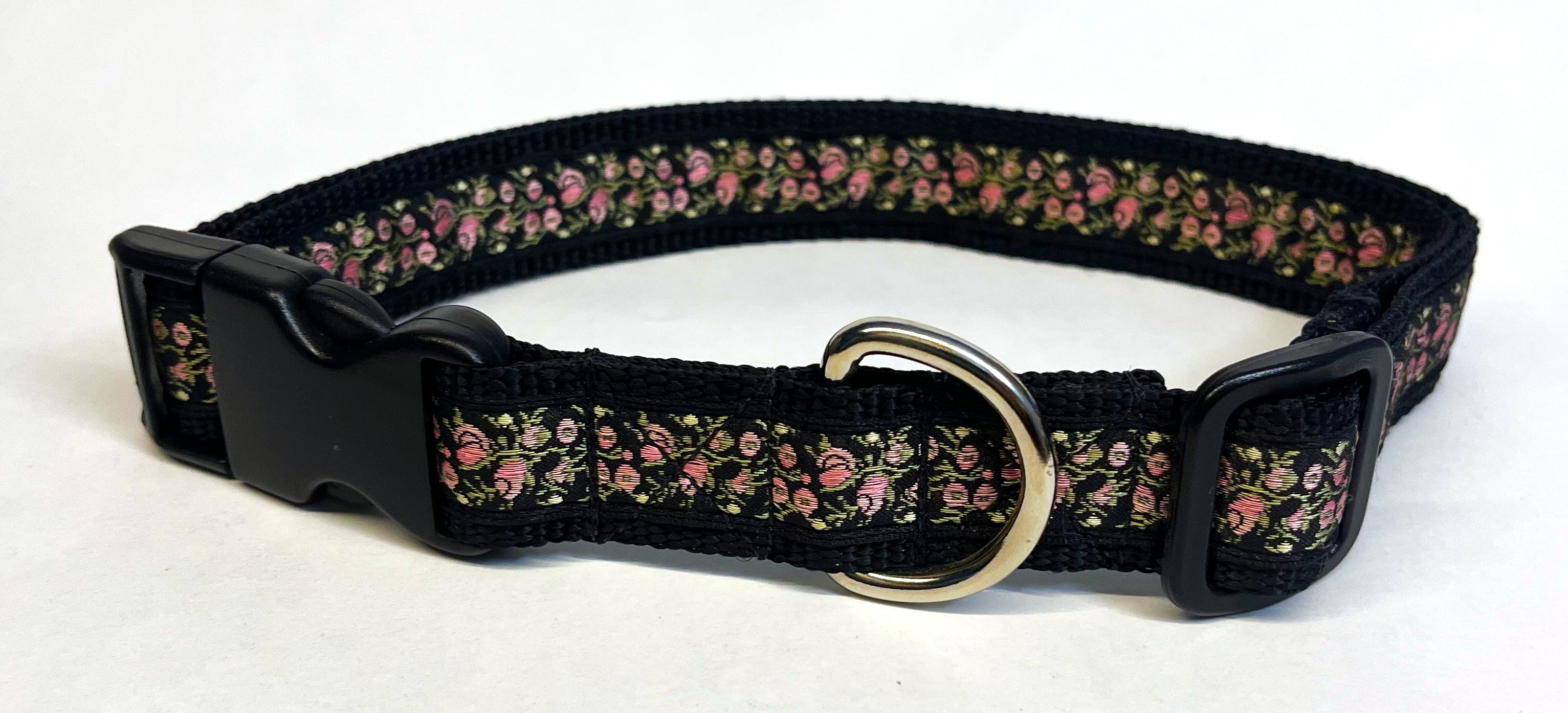 Black with Roses Dog Collar 1in