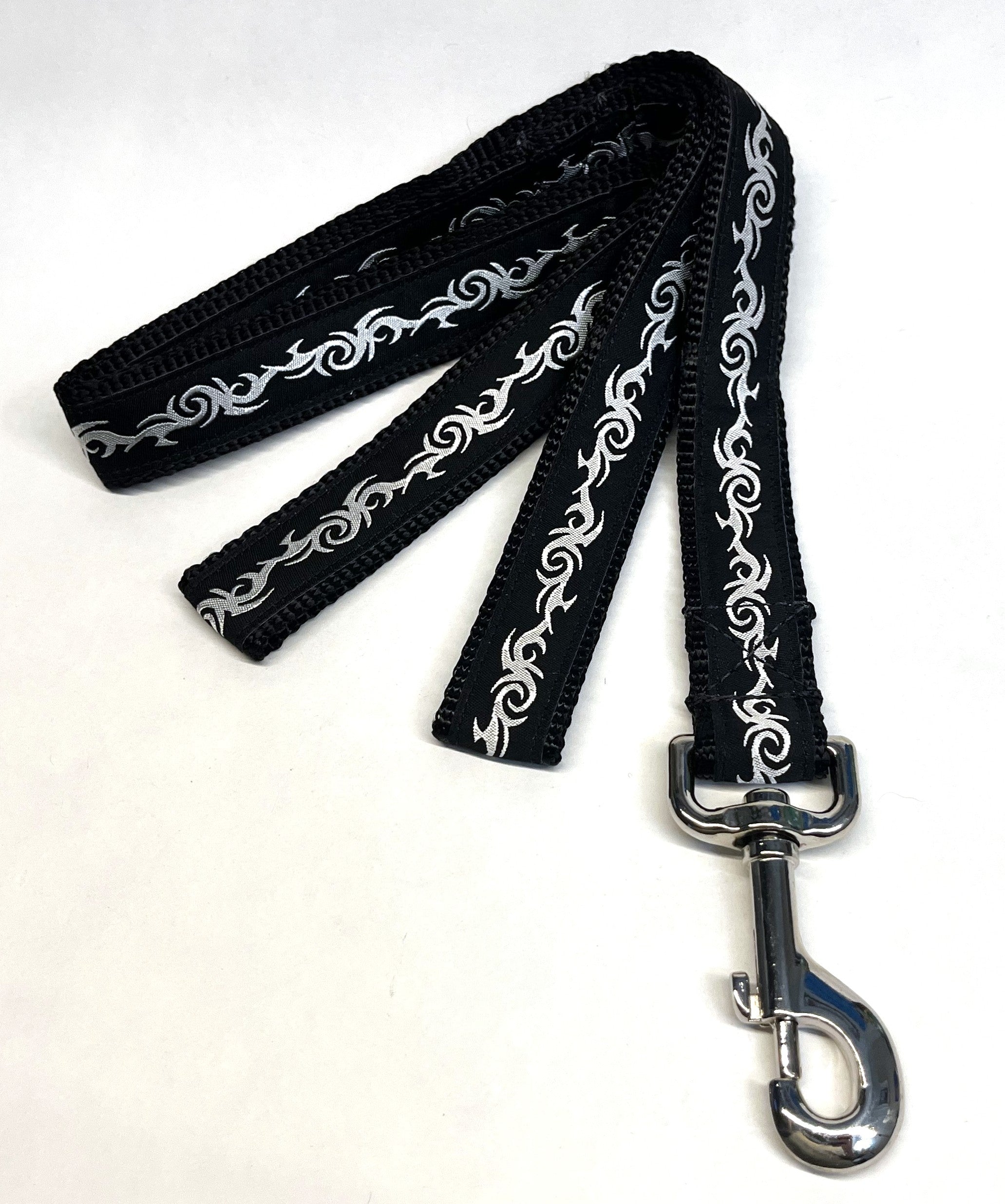Black with Silver Tribal Design Dog Leash 1in