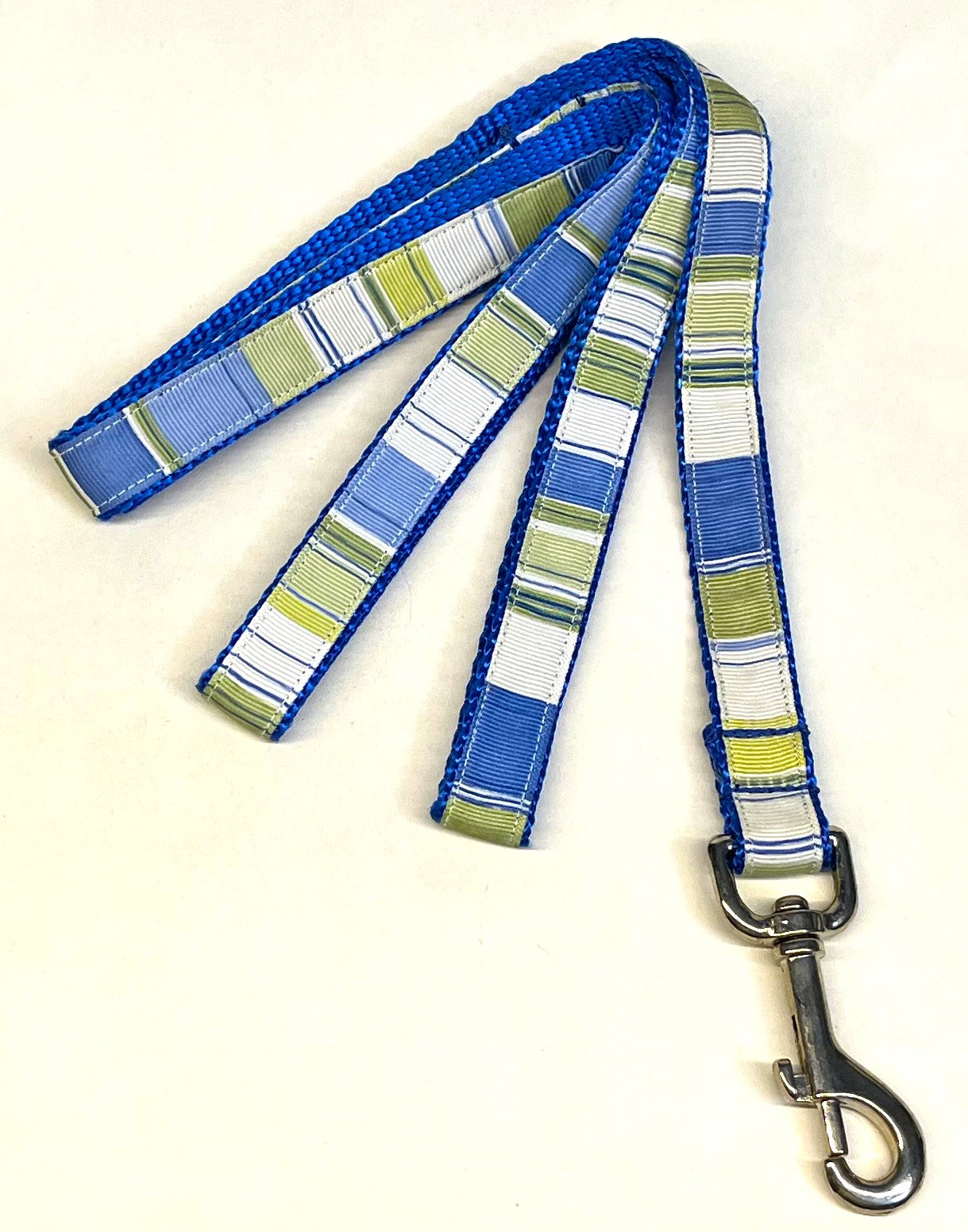 Blue, Light Blue, Green, White & Light Green Vertical Stripe Dog Leash 3/4