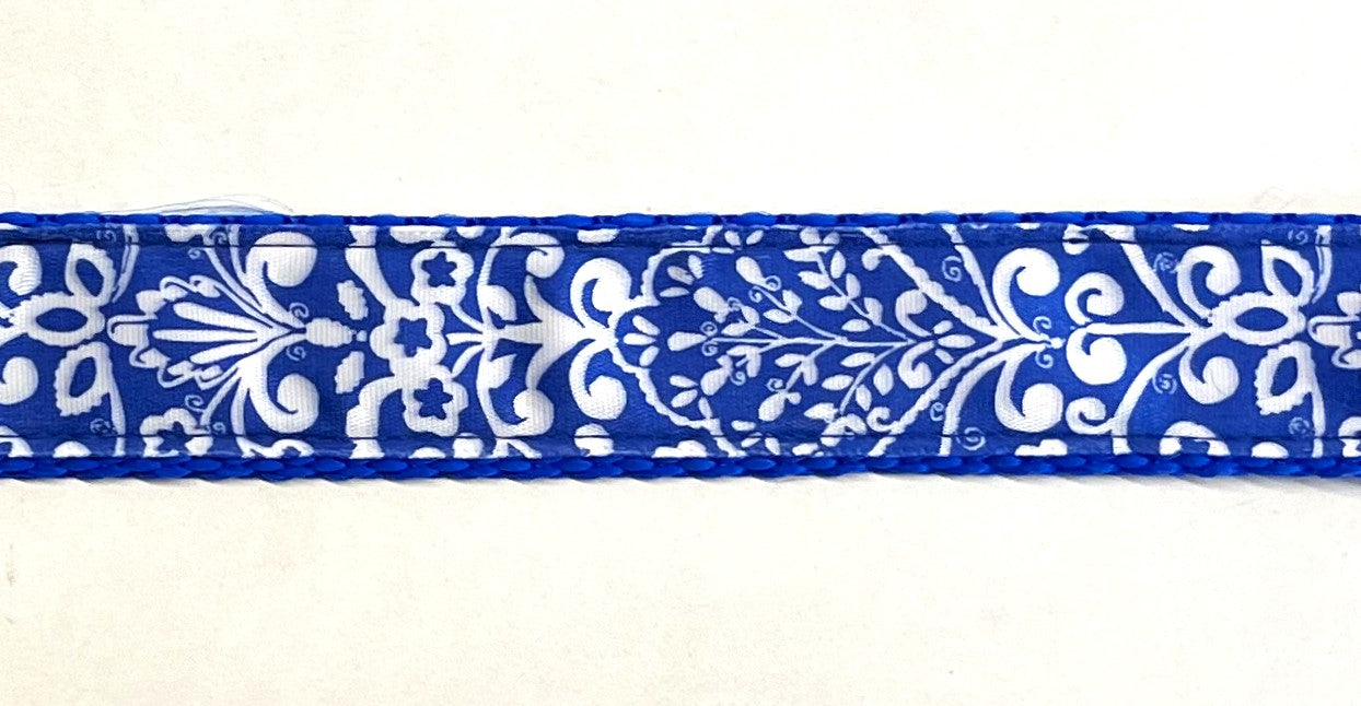 Blue with White Leaf Pattern Dog Leash 1in
