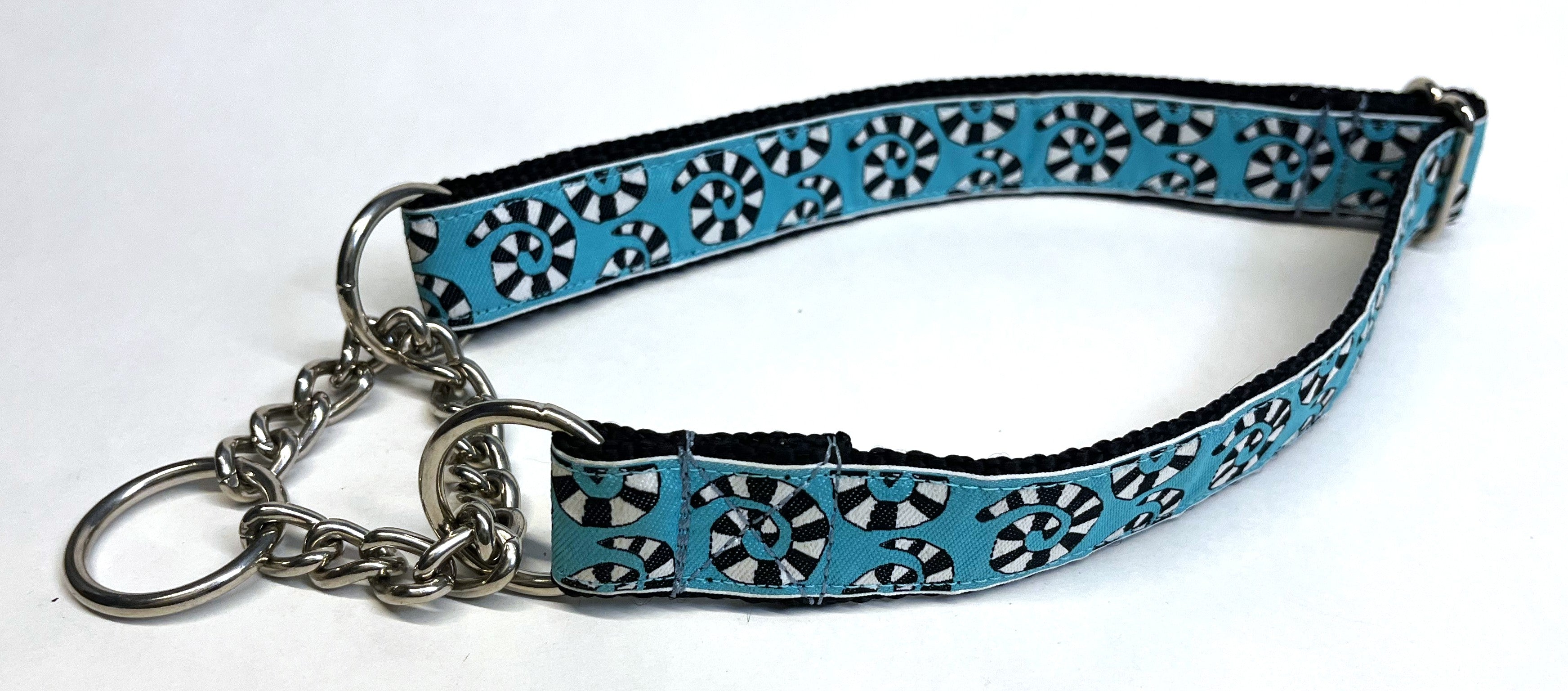 Blue with Black and White Swirls Chain Martingale Collar 1in