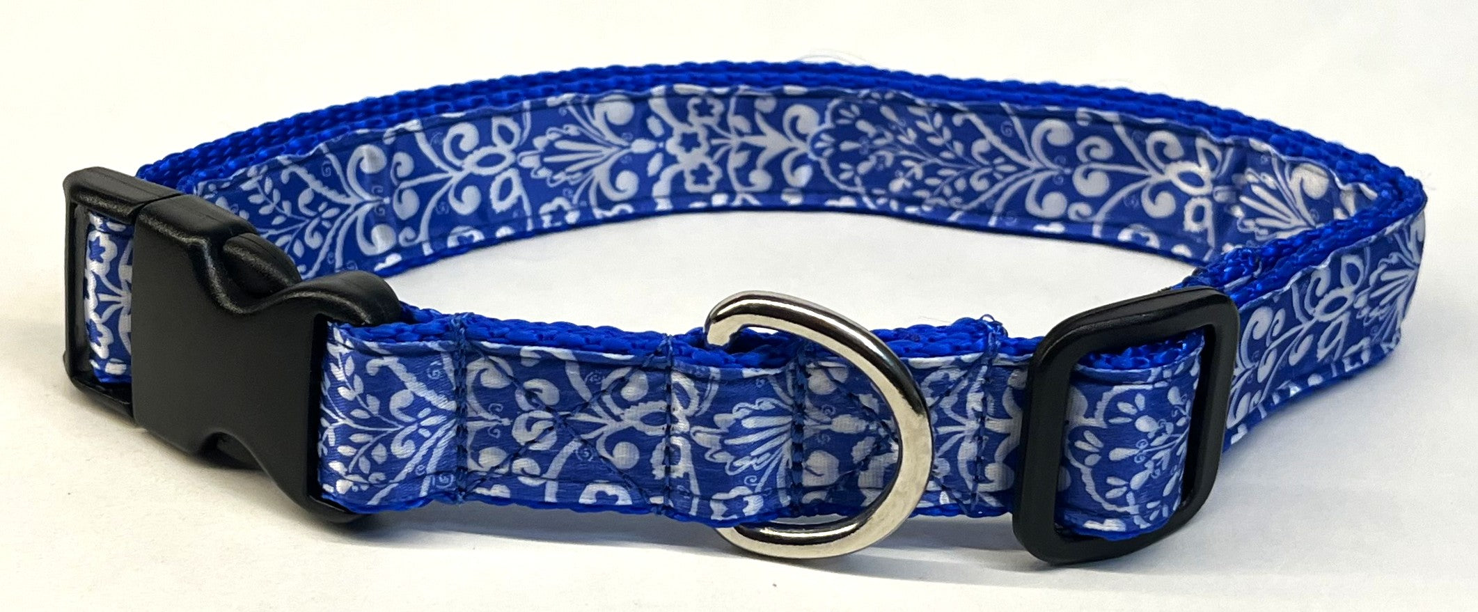 Blue with White Leaf Pattern Dog Collar 1in