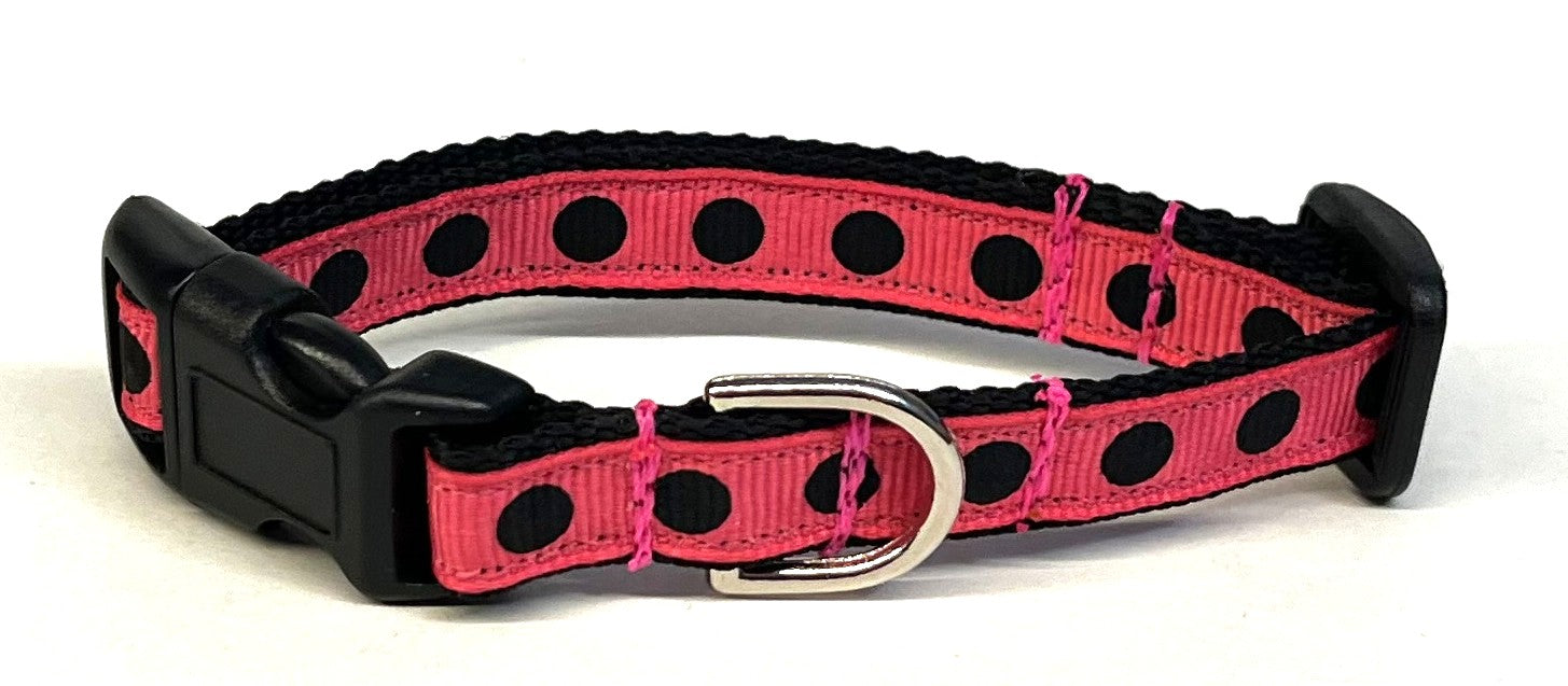 Bright Pink with Black Dots Dog Collar 1/2