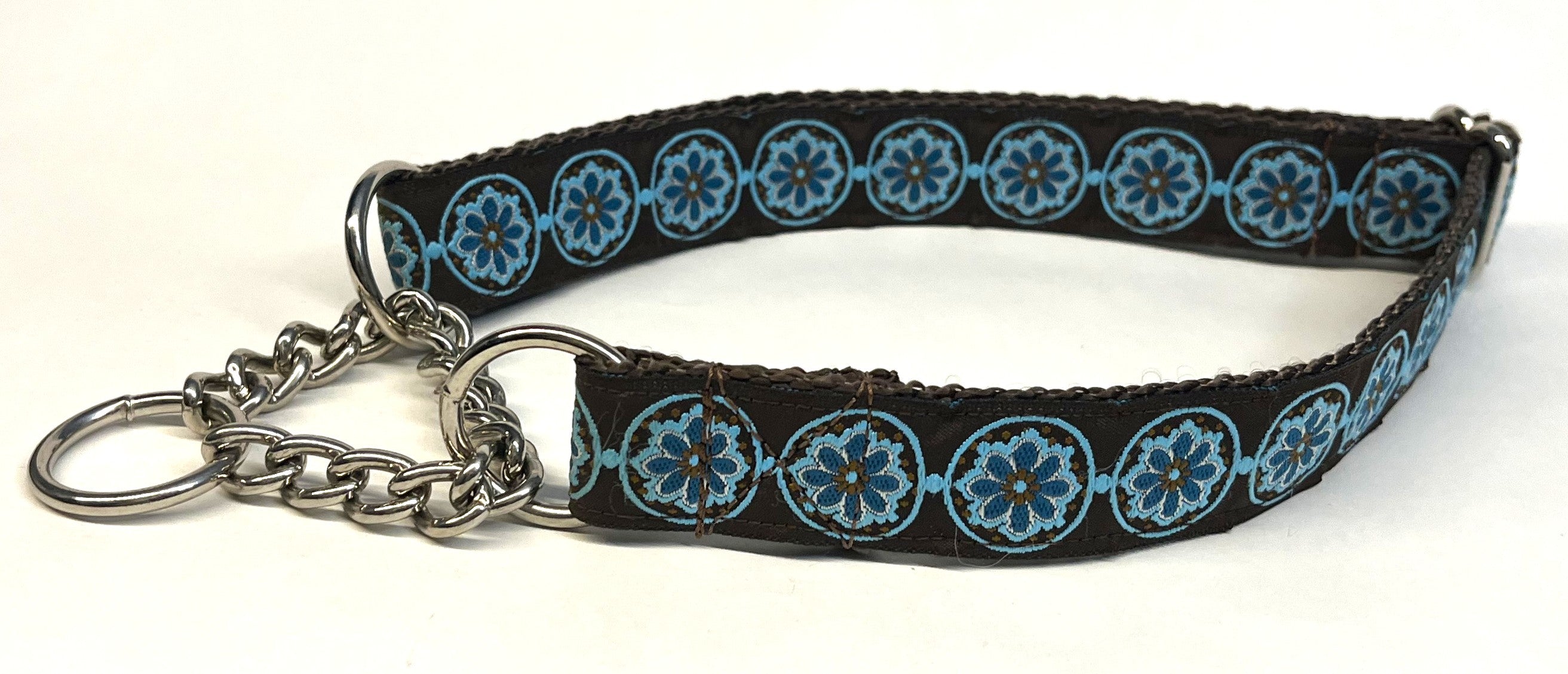 Brown with Blue Medallion Chain Martingale Collar 1in