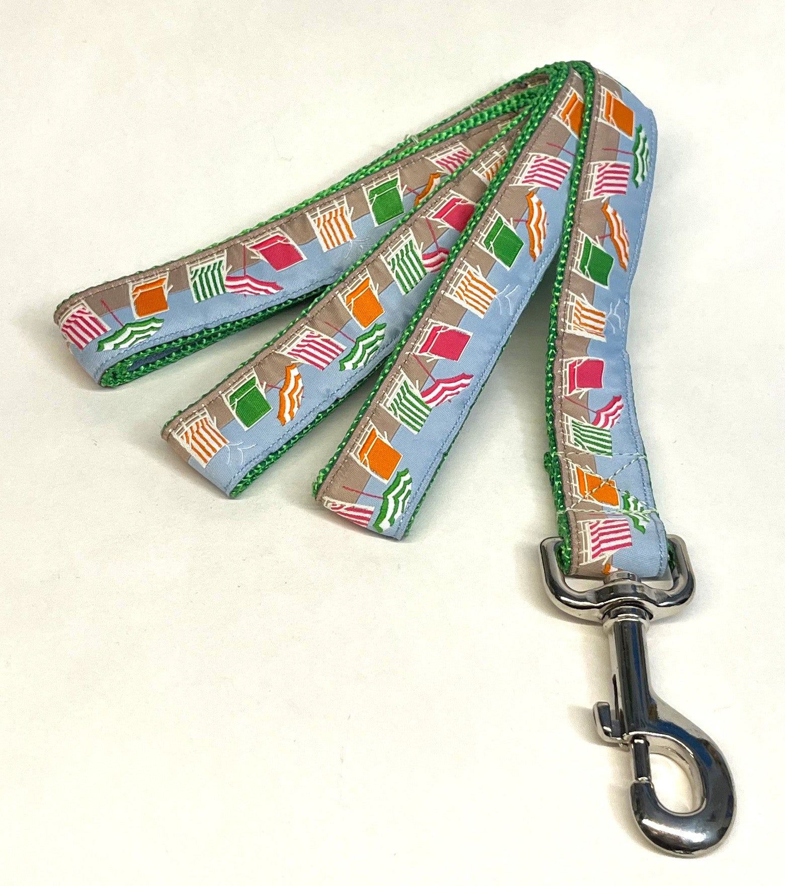 Green, Pink, Orange Beach Chairs Dog Leash 1in