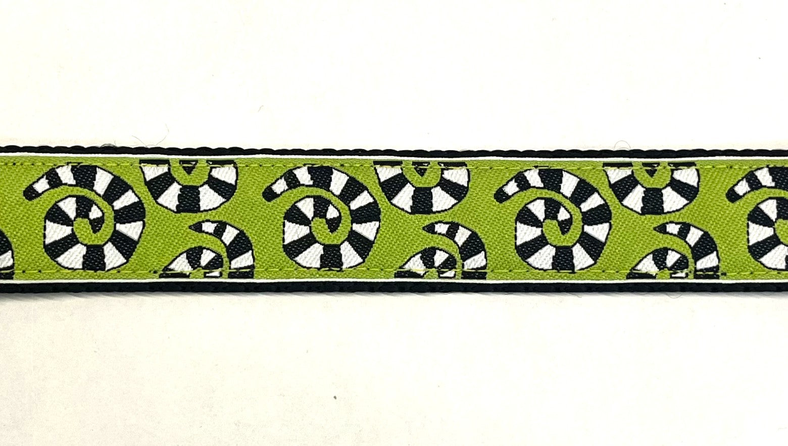 Green with Black and White Swirls Martingale Collar 1in