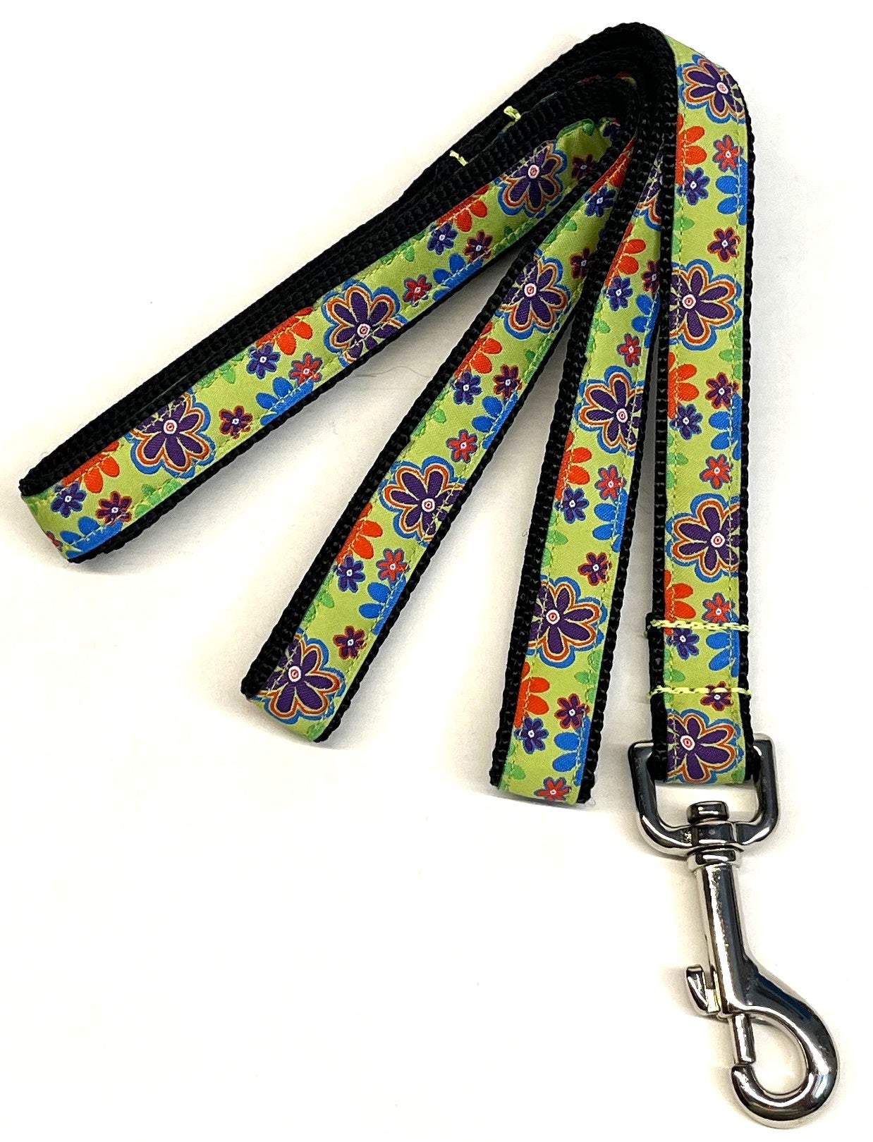 Green with 70s Flowers Dog Leash 3/4