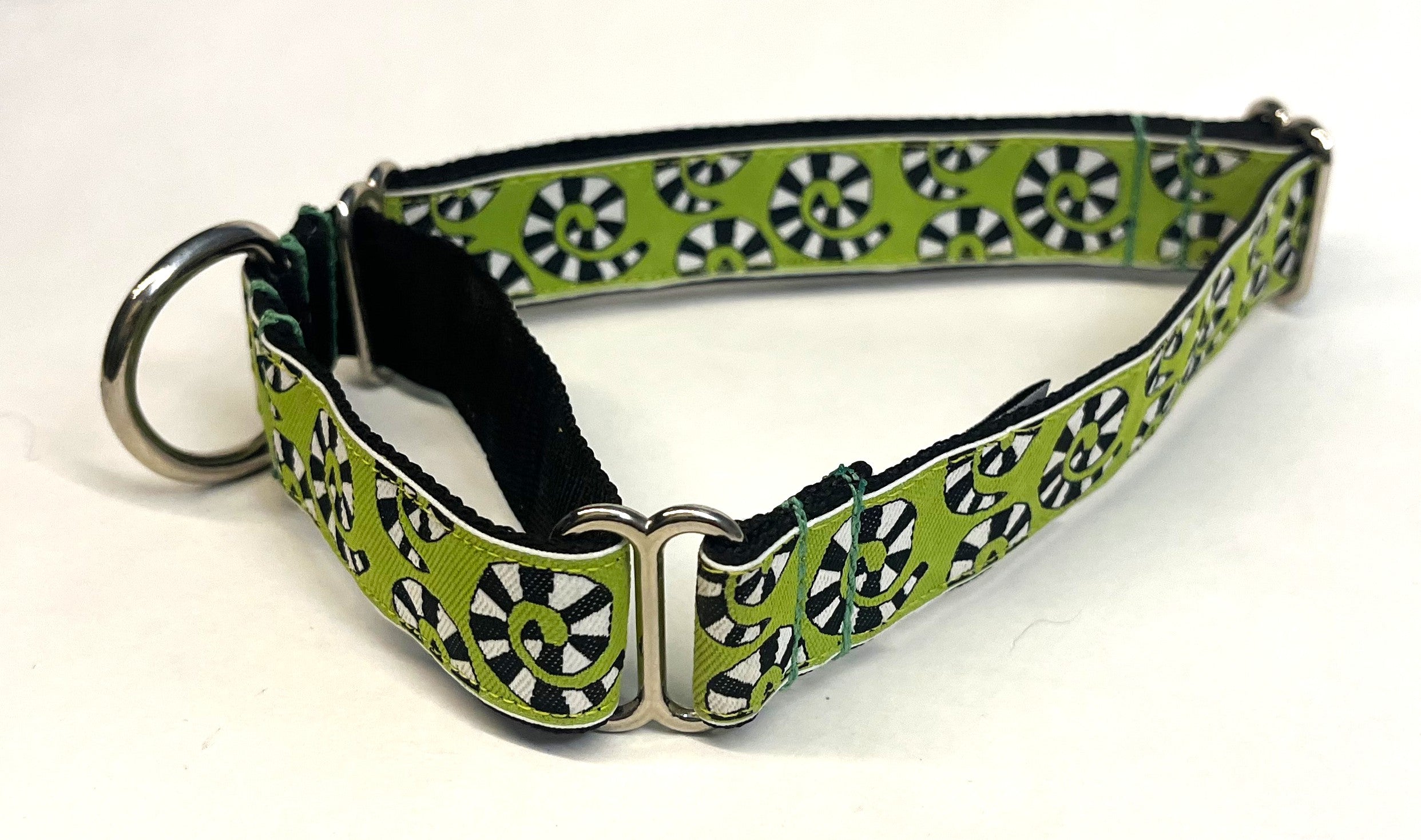 Green with Black and White Swirls Martingale Collar 1in