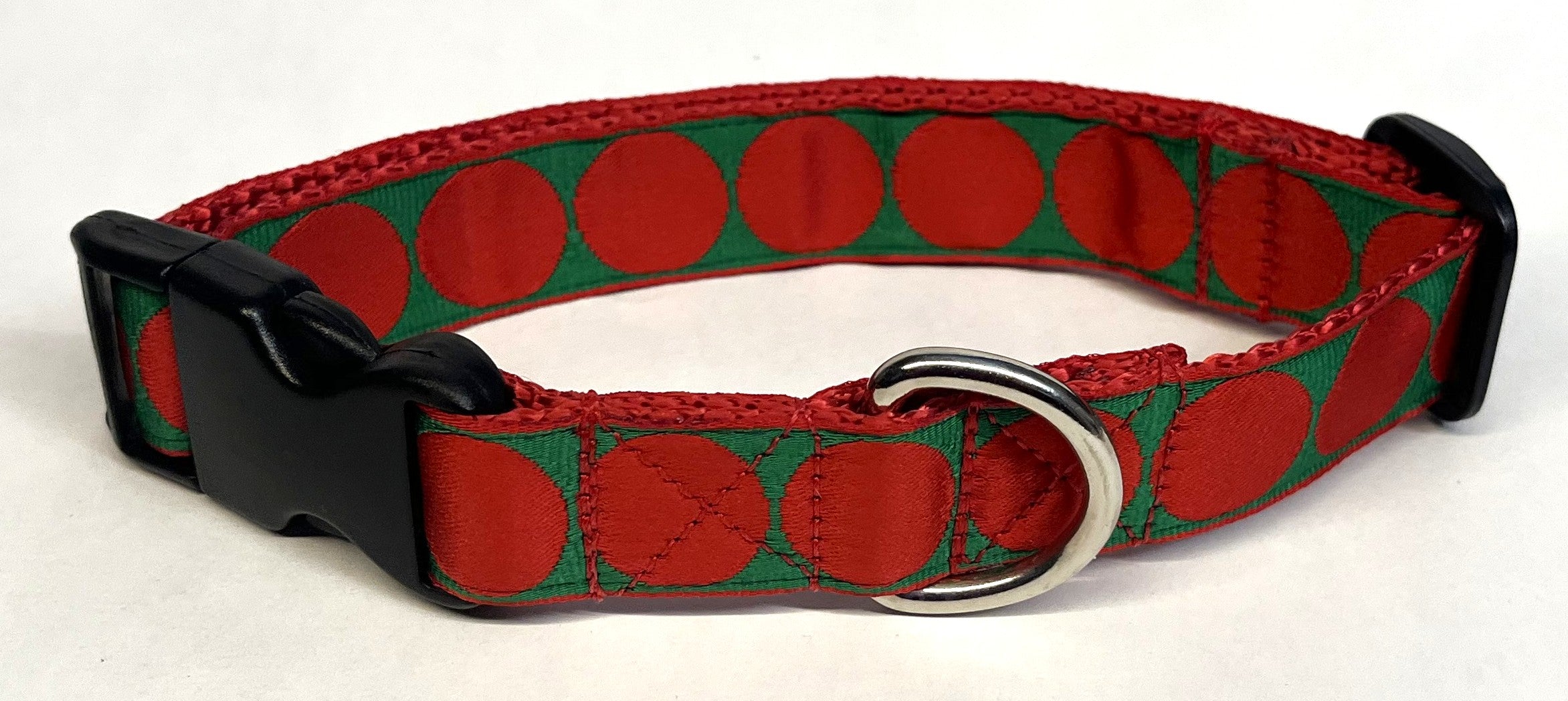 Green with Large Red Dot Dog Collar 1in