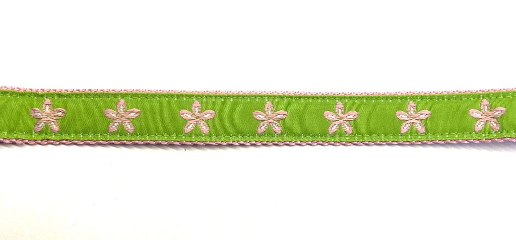 Green with Light Pink Flowers Dog Collar 3/4