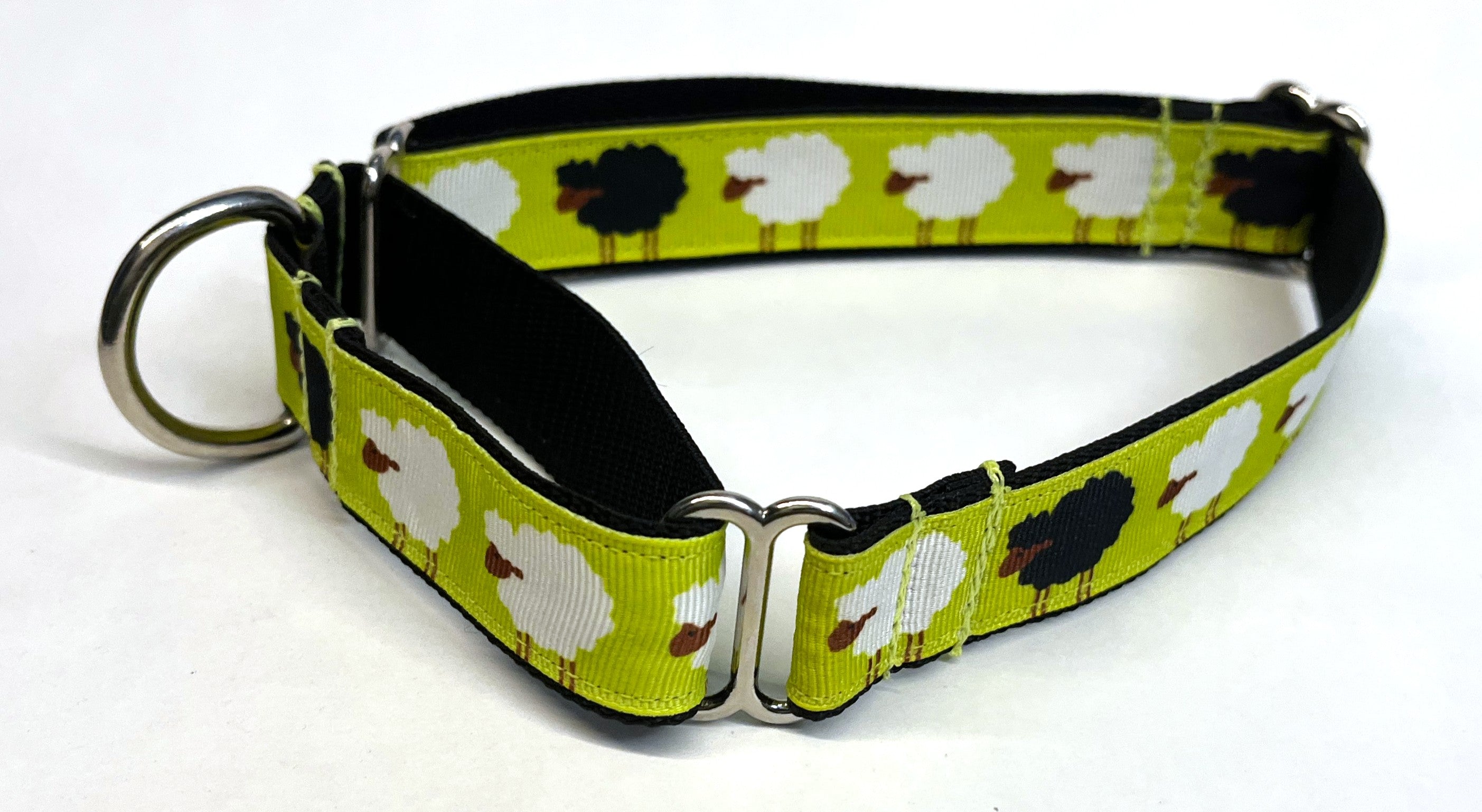 Green with Sheep Martingale Collar 1in