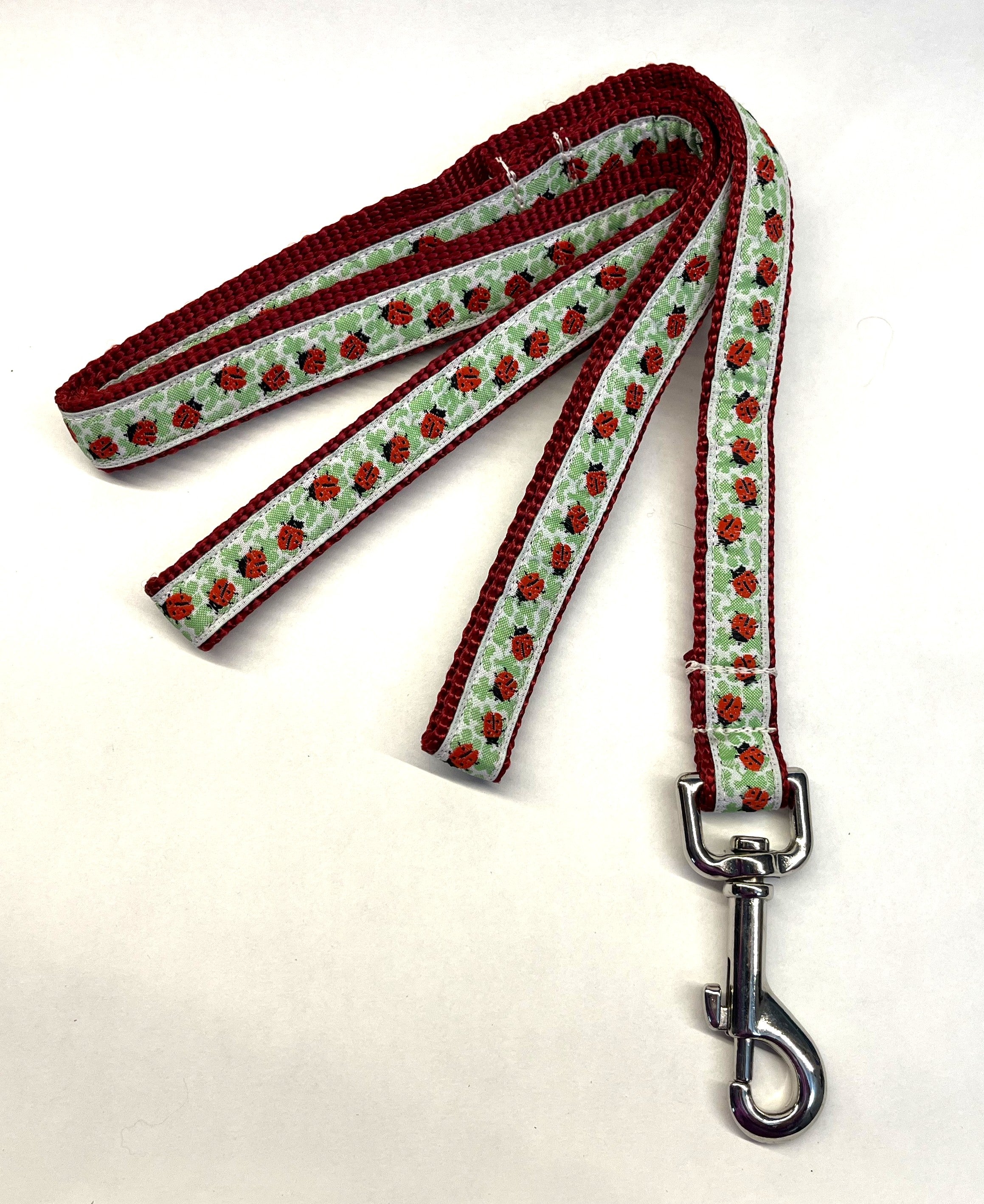 Ladybugs on Leaves Dog Leash 3/4