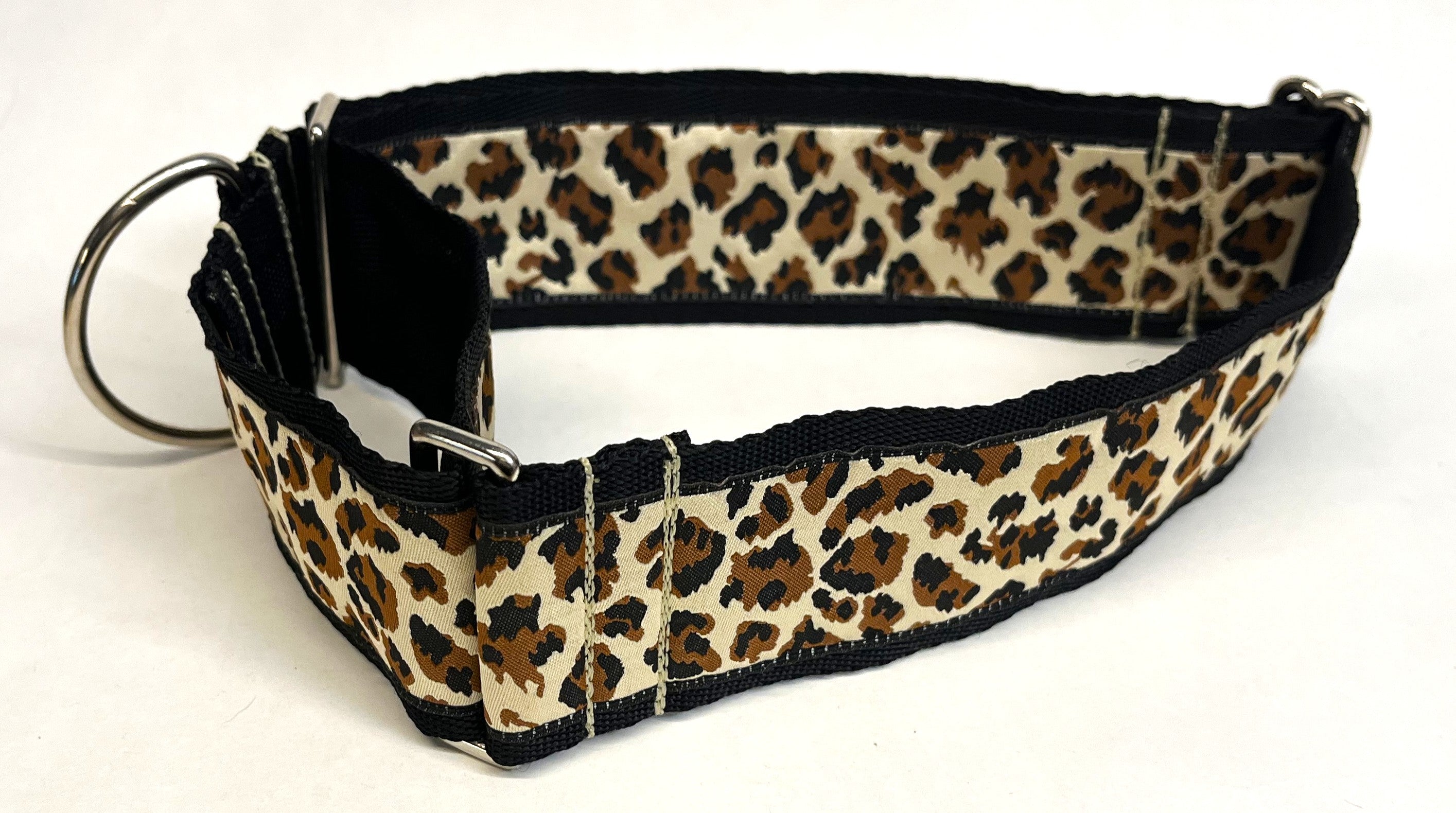 Leopard Print Martingale Collar 2in