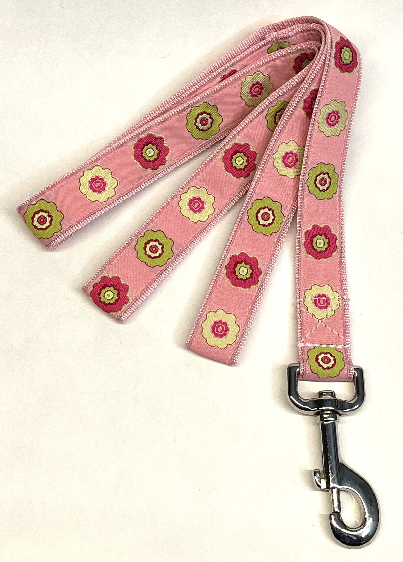 Light Pink with Green and Pink Flowers Dog Leash 1in