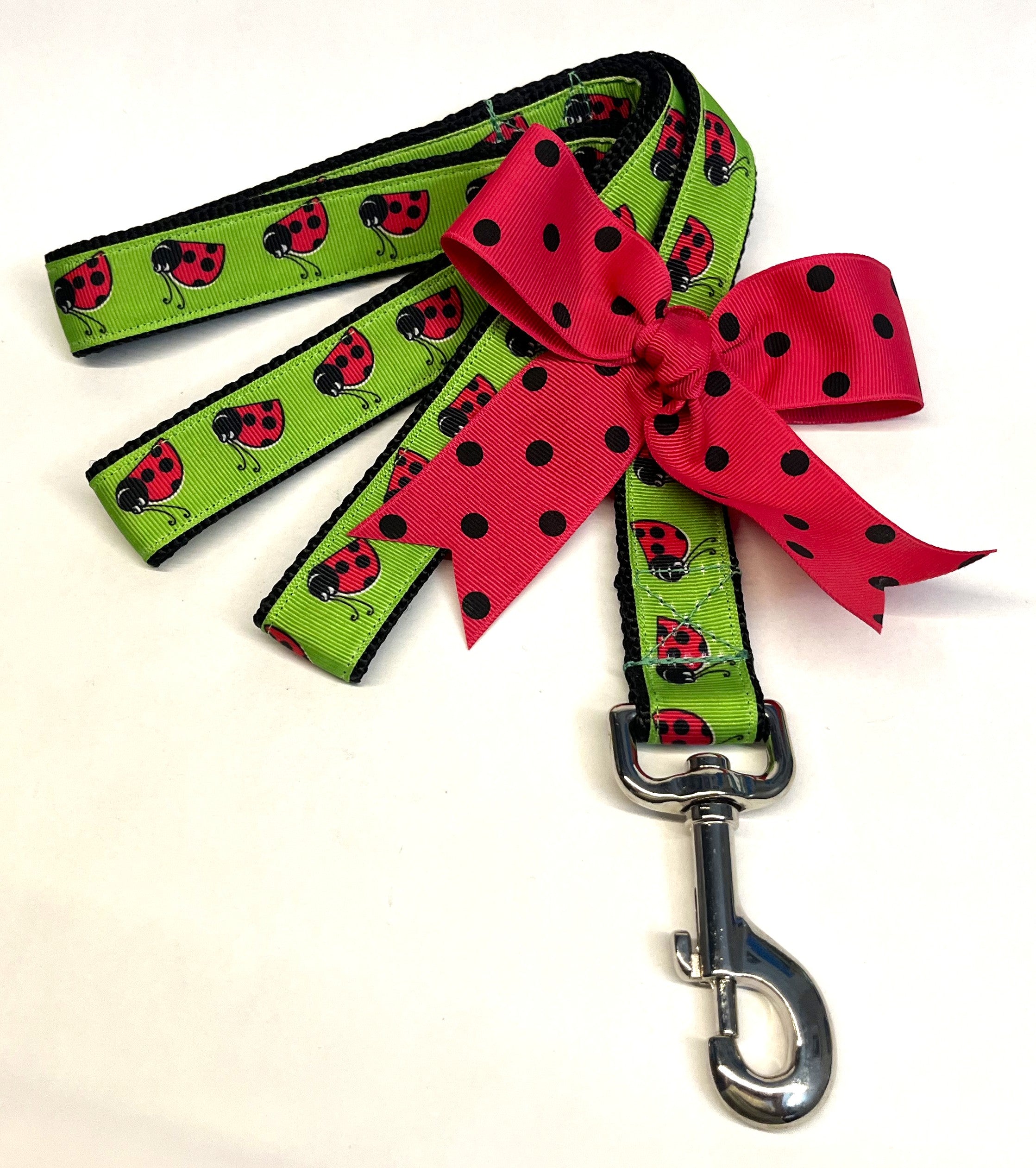 Lime Green with Pink Ladybugs Dog Leash 1in
