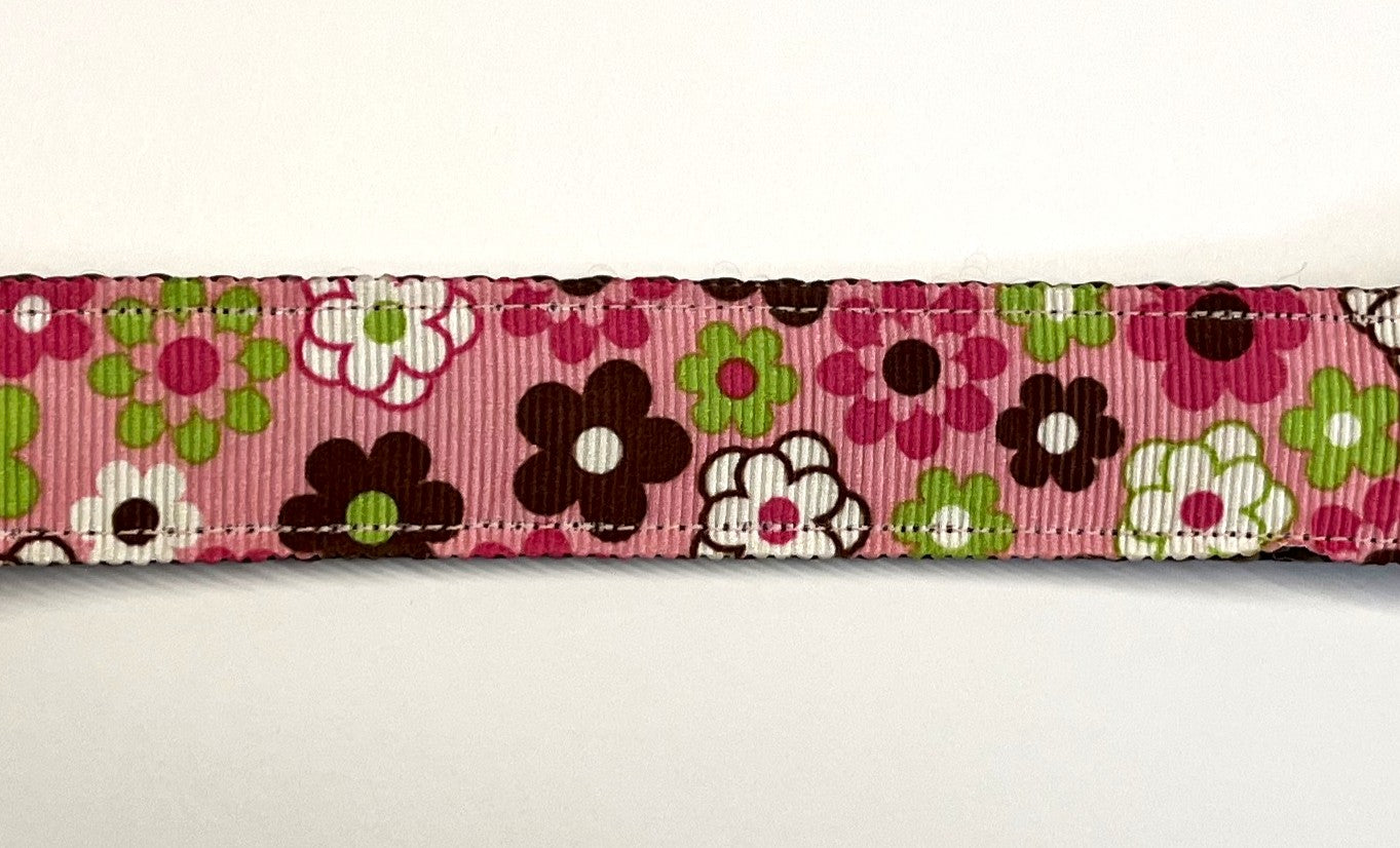 Pink with Pink, Green, White & Brown Flowers Chain Martingale Collar 1in