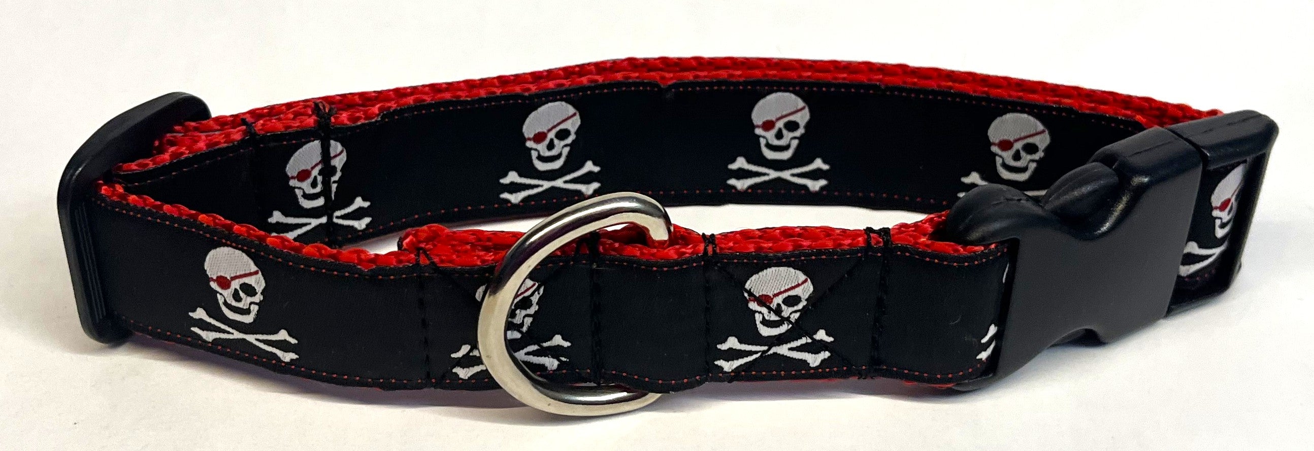 Pirate Skull and Crossbones Dog Collar 1in