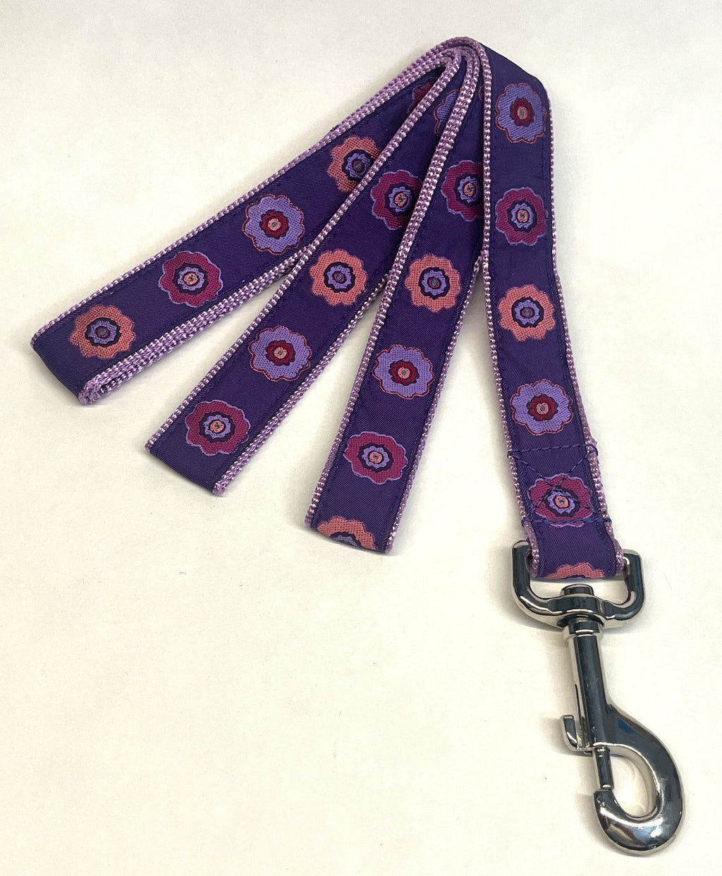 Purple with Pink, Purple, & Lavender Flowers Dog Leash 1in