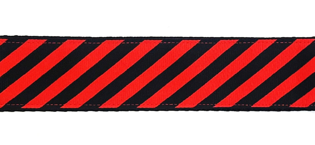 Red and black diagonal stripe dog collar 1 1/2 in