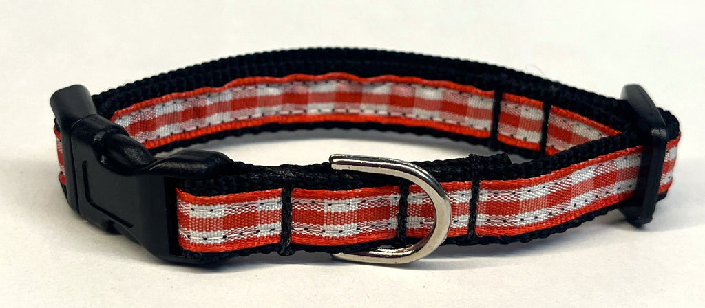 Red & White Plaid Dog Collar 1/2