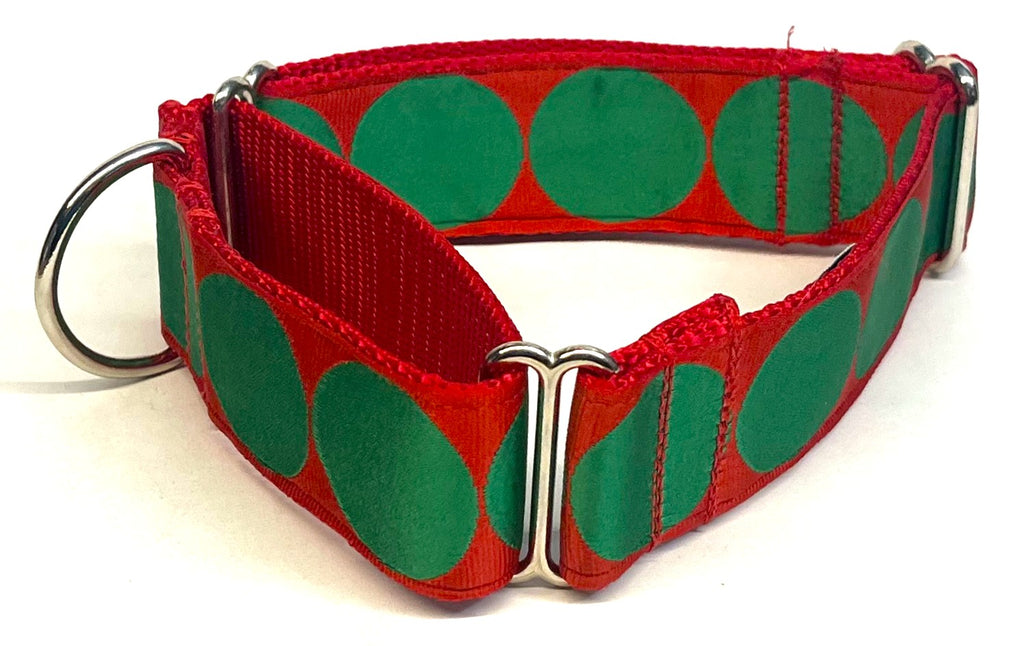 Red with Green Large Dot Martingale Collar 1 1/2 in