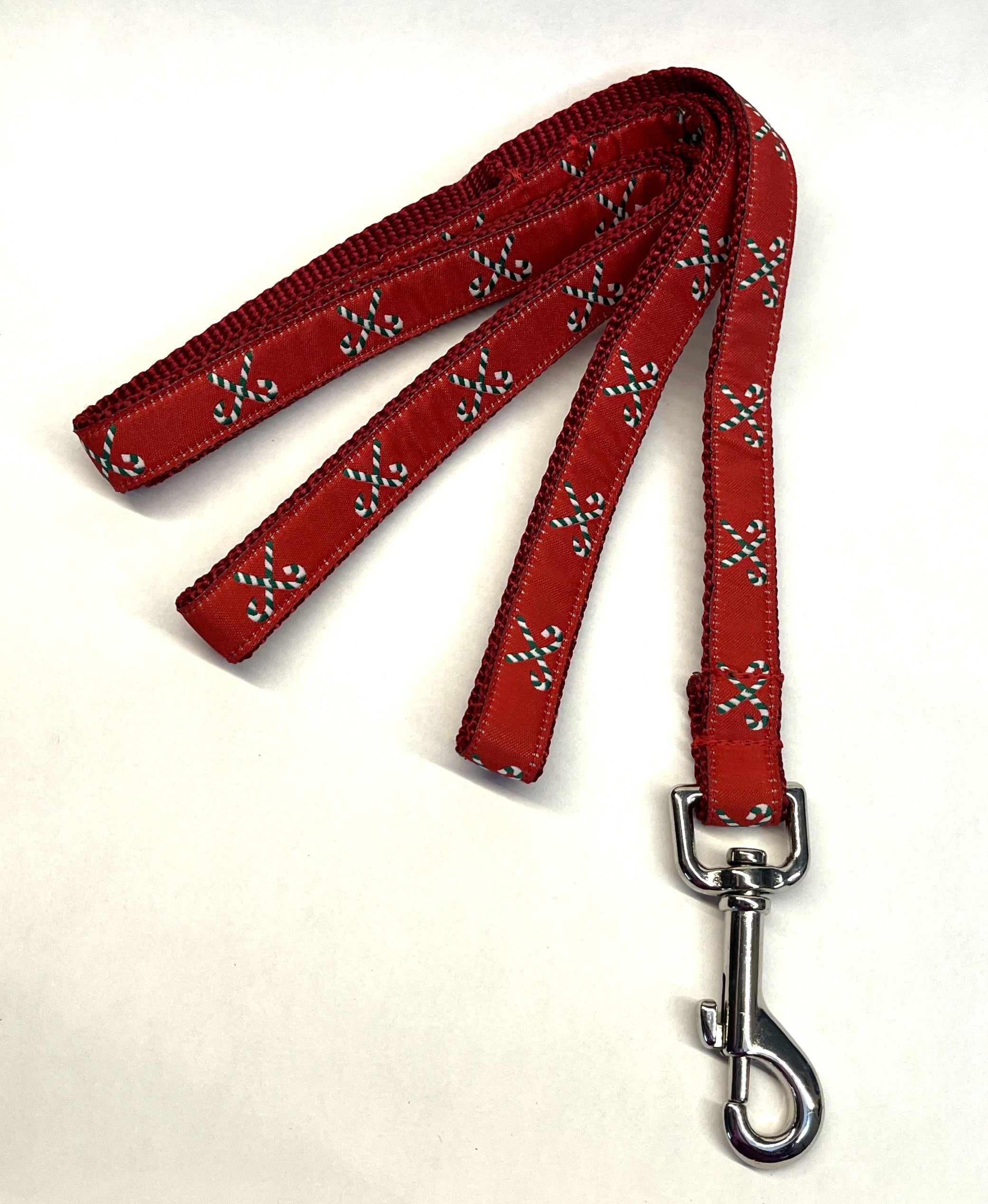 Red with Green and White Candy Canes Dog Leash 3/4