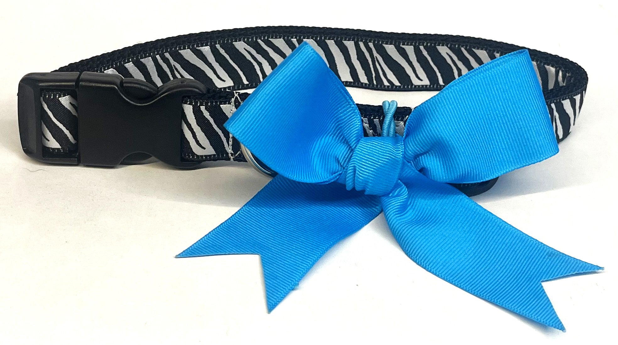 Turquoise Bow