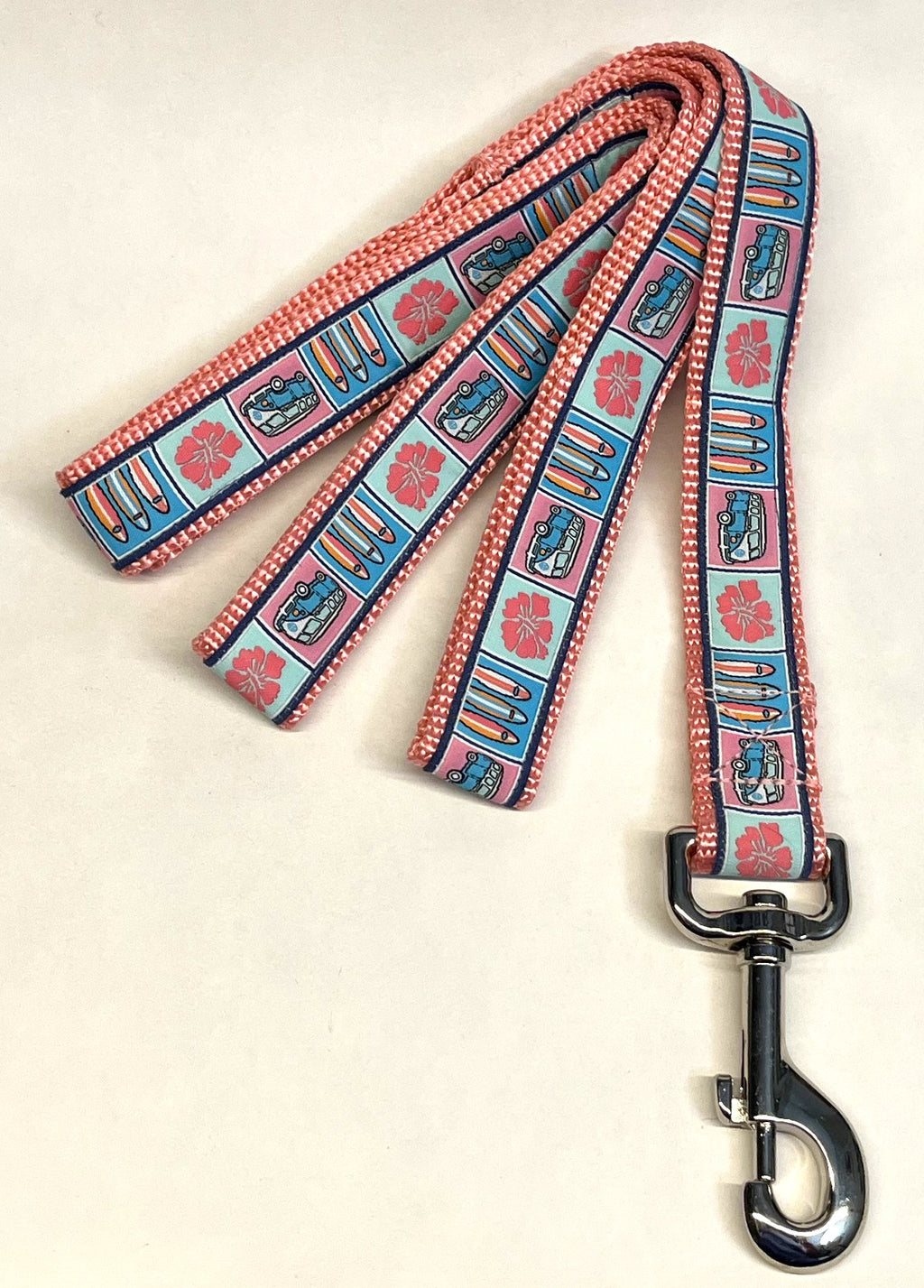 VW Bus, Surfboards, and Flower Squares Dog Leash 1in