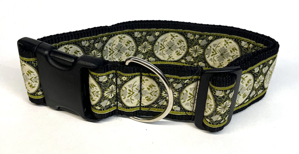 White, Olive, and Black Floral Medallion Dog Collar 2in