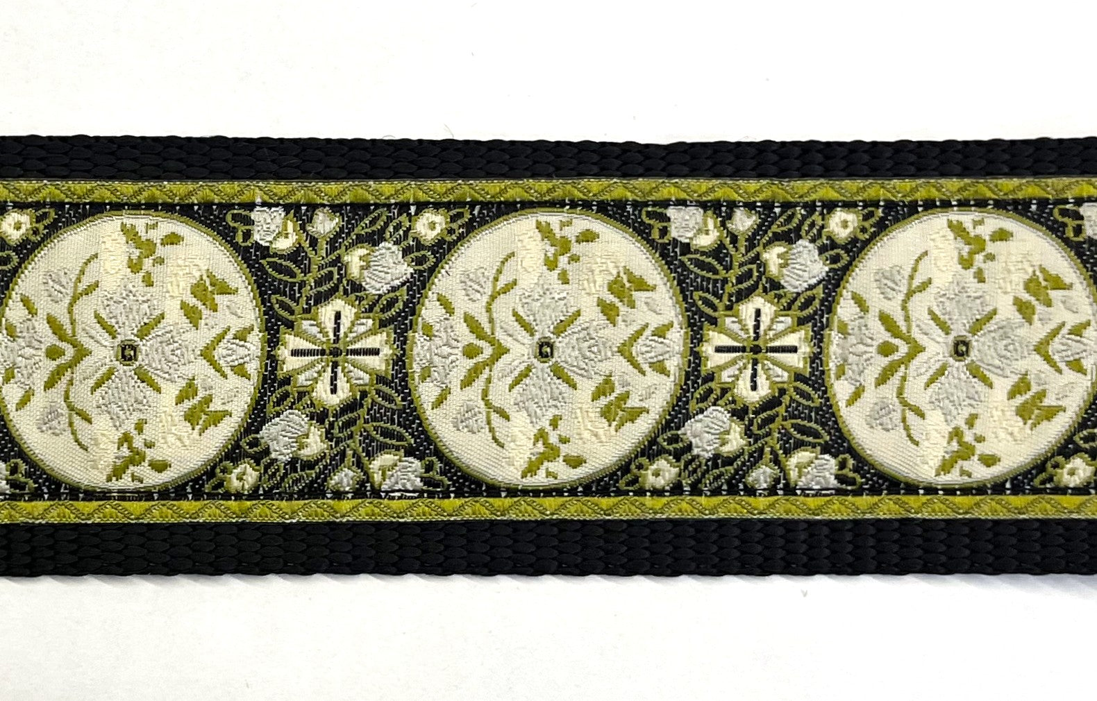 White, Olive, and Black Floral Medallion Dog Collar 2in