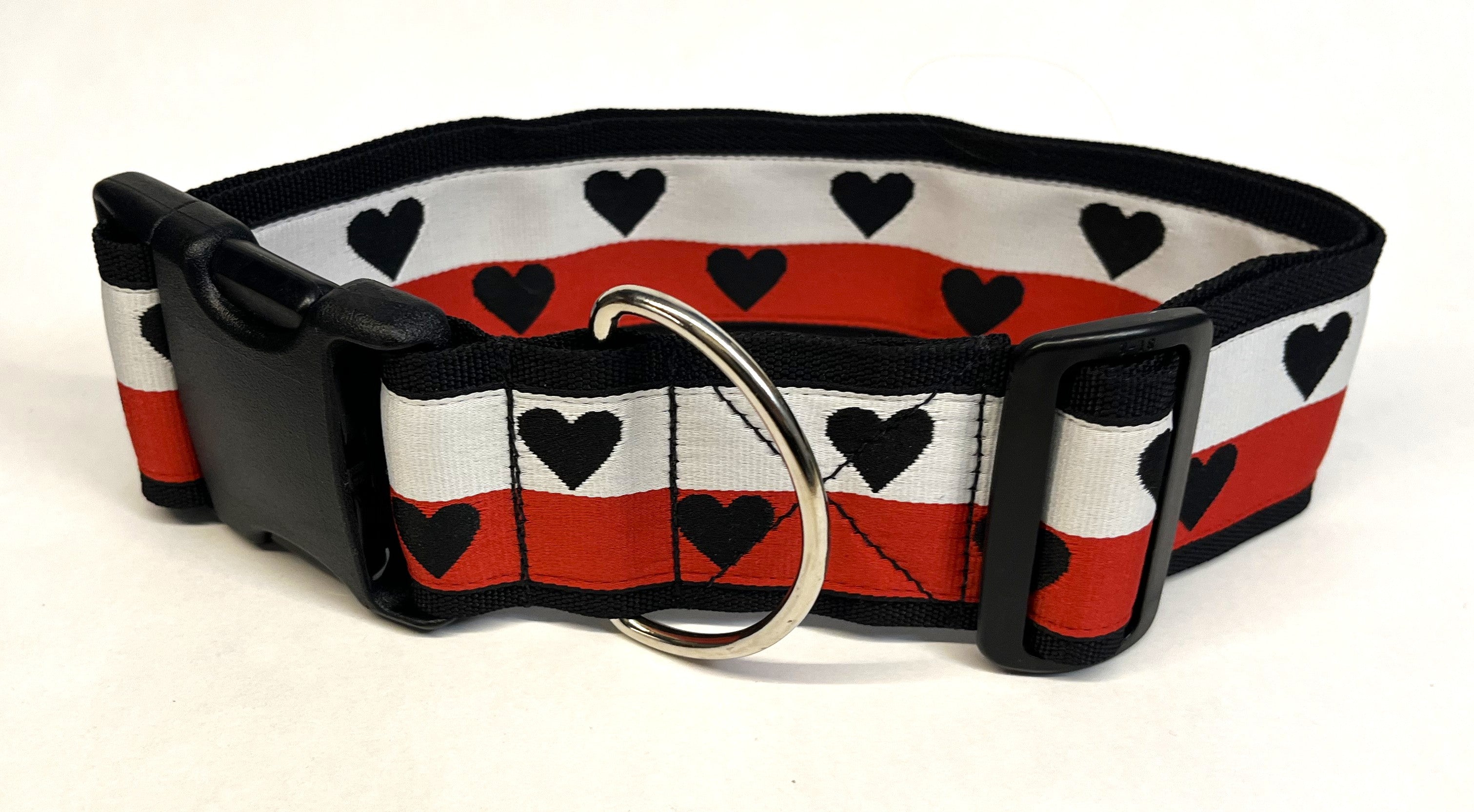 White and Red Stripe with Black Hearts Dog Collar 2in