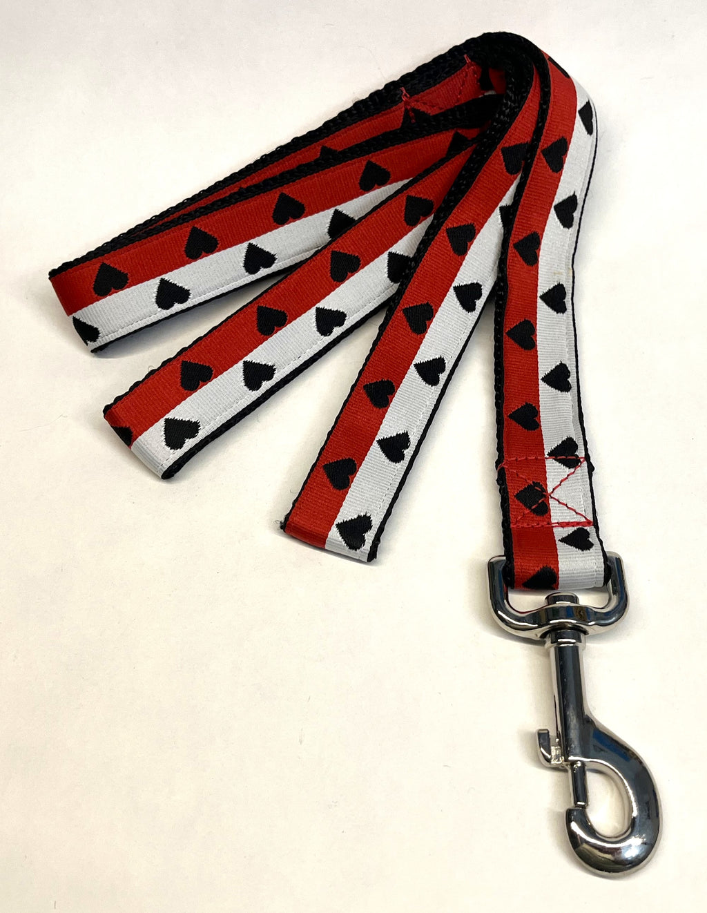 White and Red with Black Hearts Dog Leash 1in