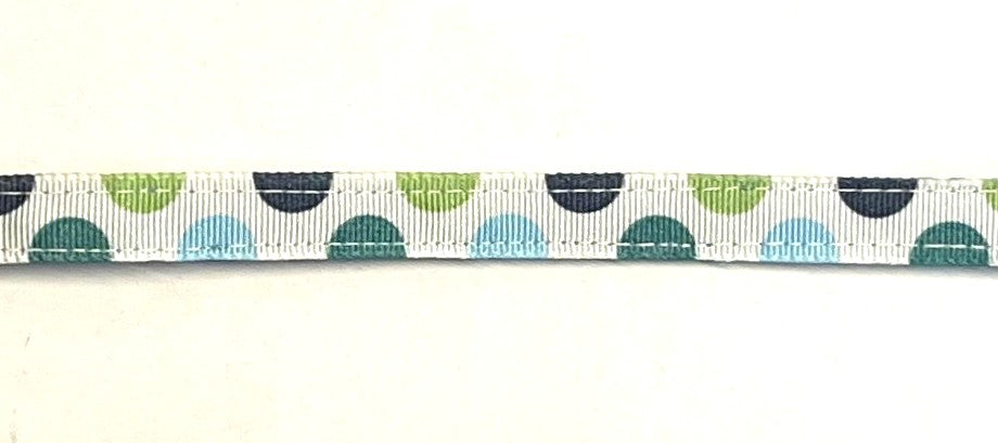 White with Blue, Green, Teal, and Navy Half Circles Cat Collar