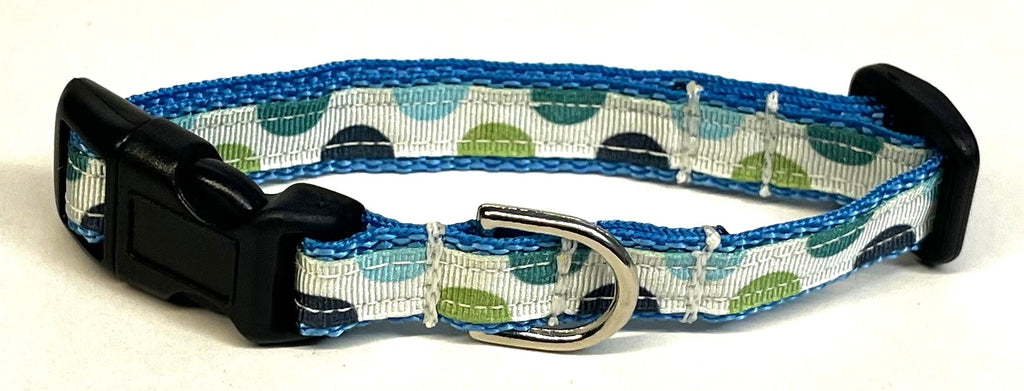 White with Blue, Green, Teal, Navy Half Circles Dog Collar 1/2