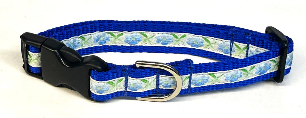 White with Blue Flowers & Green Leaves Dog Collar 3/4