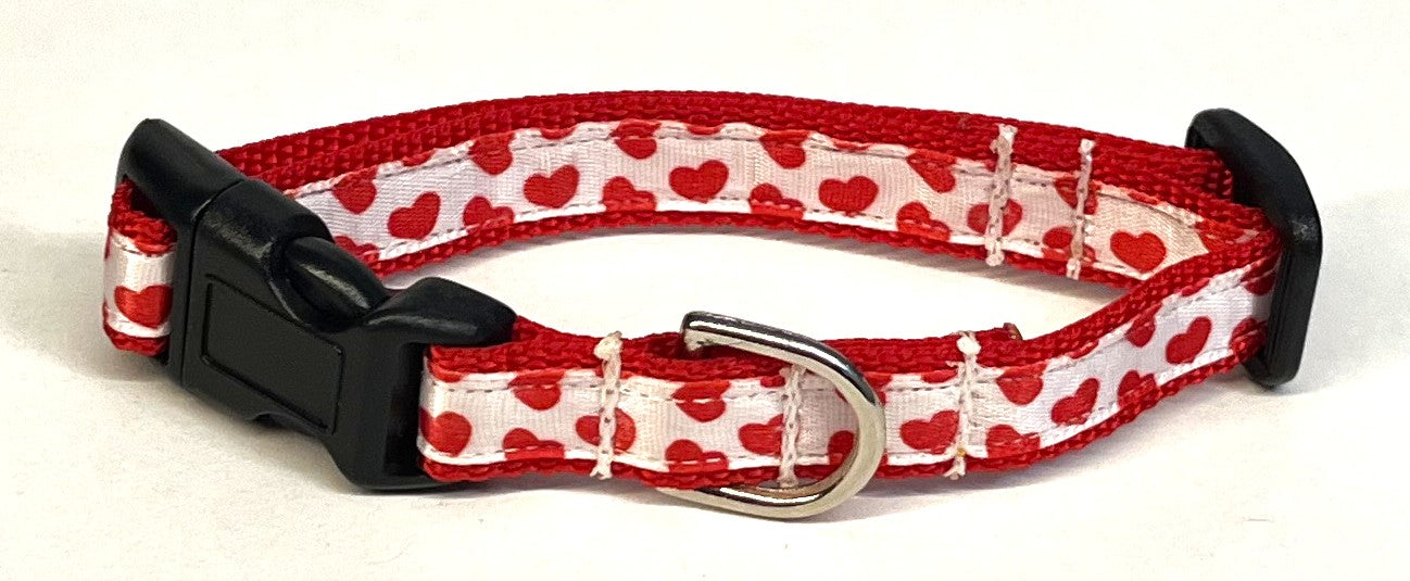 White with Red Hearts Dog Collar 1/2