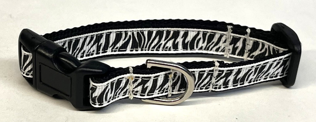 Zebra Print Dog Collar 1/2